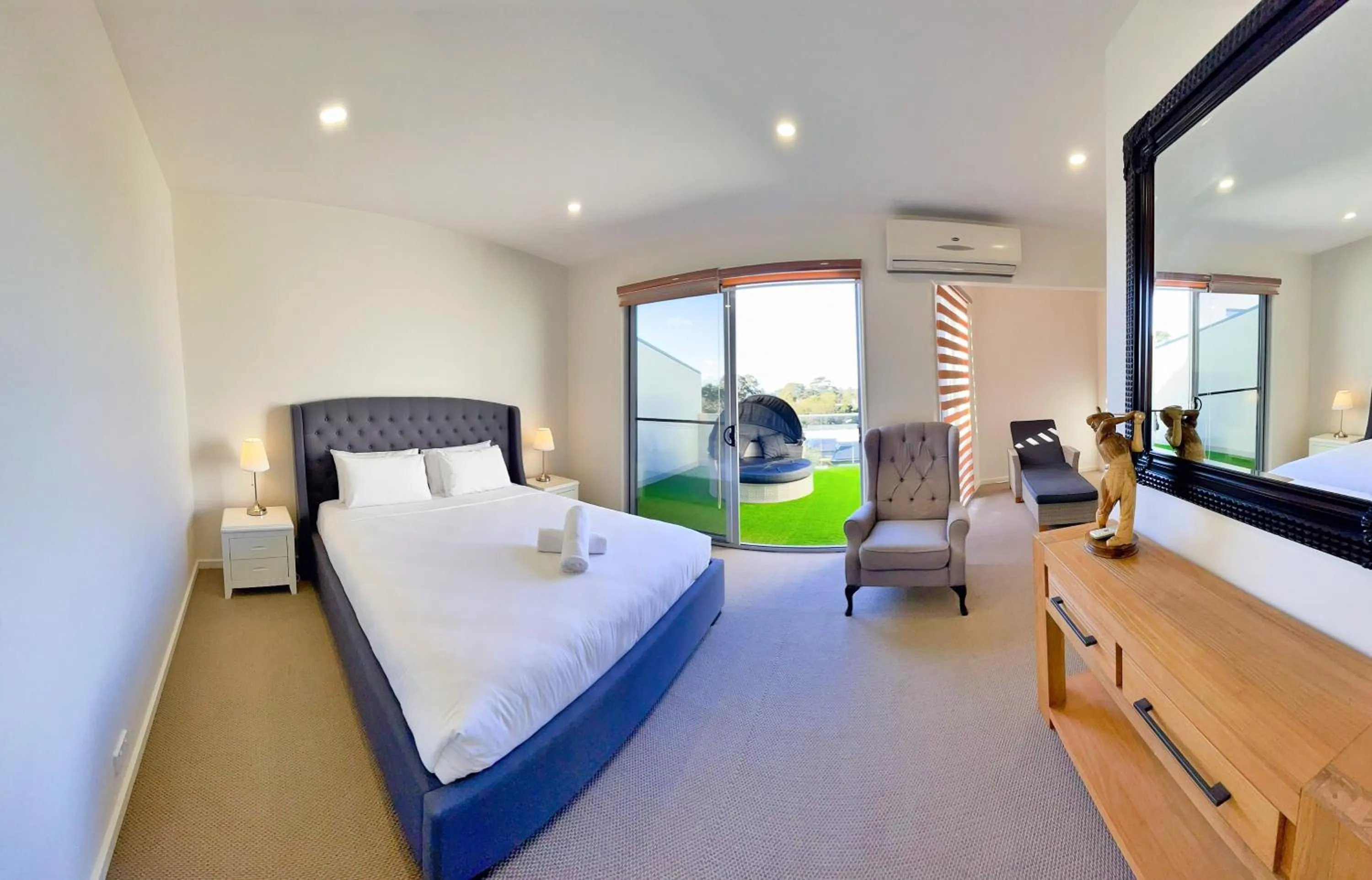 Bed in Phillip Island Towers