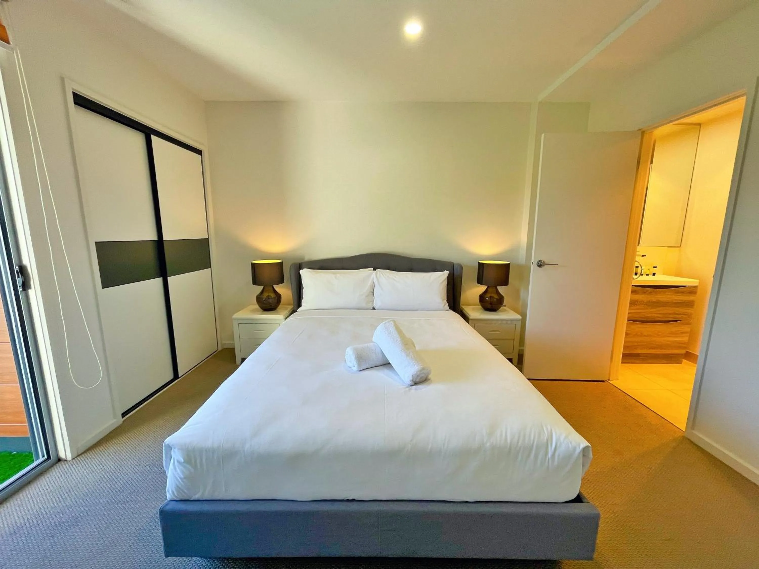 Bed in Phillip Island Towers