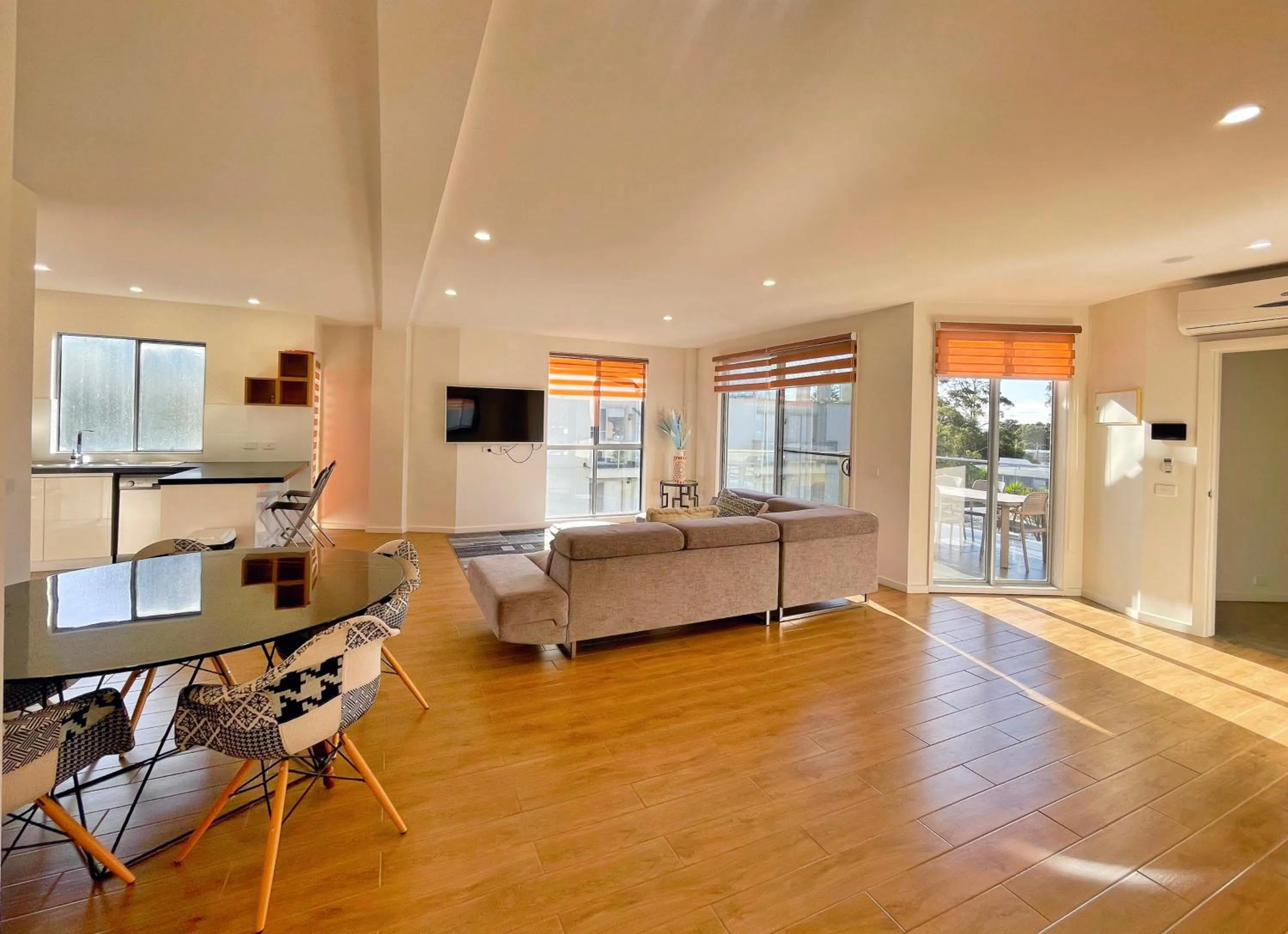 Phillip Island Towers