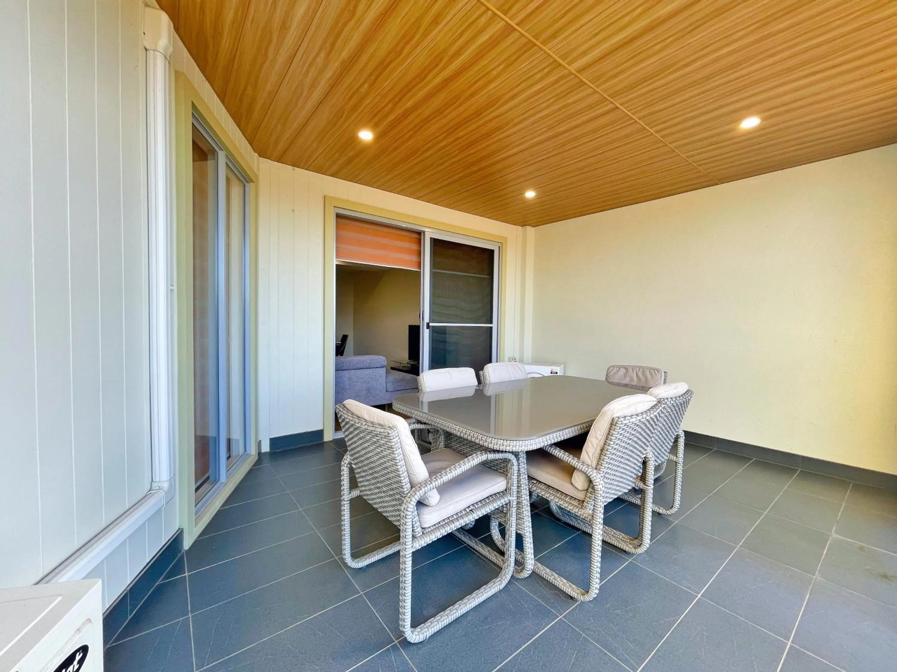 Phillip Island Towers