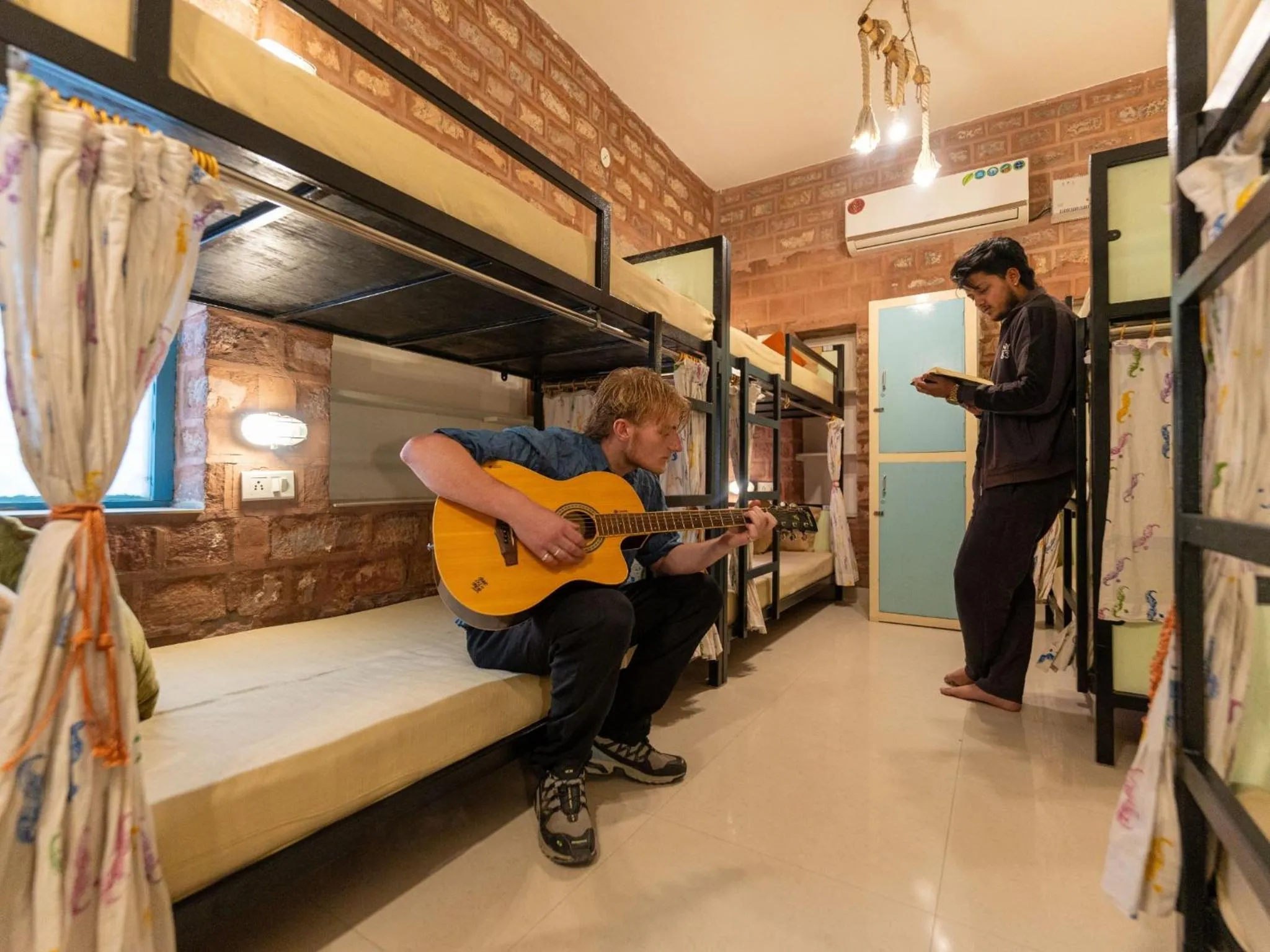 Photo of the whole room, Bed in Moustache Jodhpur