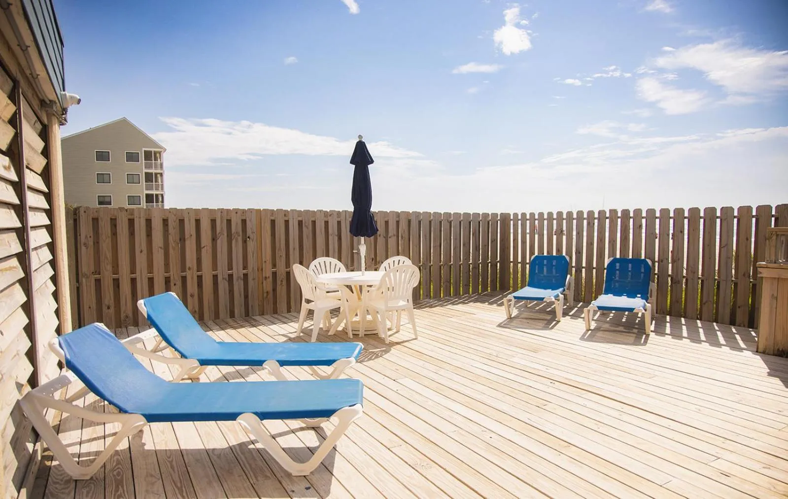 Swimming pool in Sea Mystique Resort