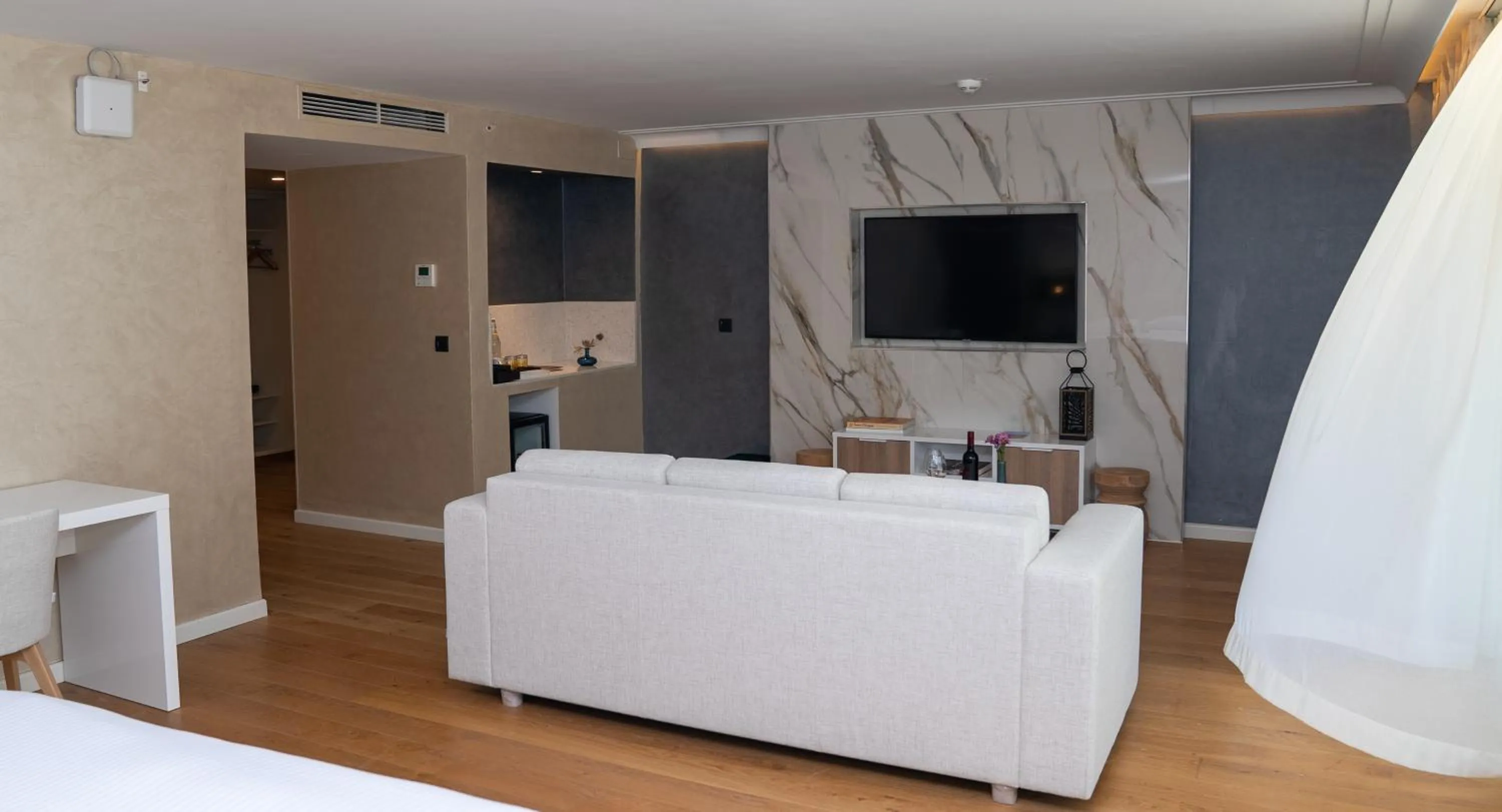 Photo of the whole room, Bed in Rixos Premium Dubrovnik