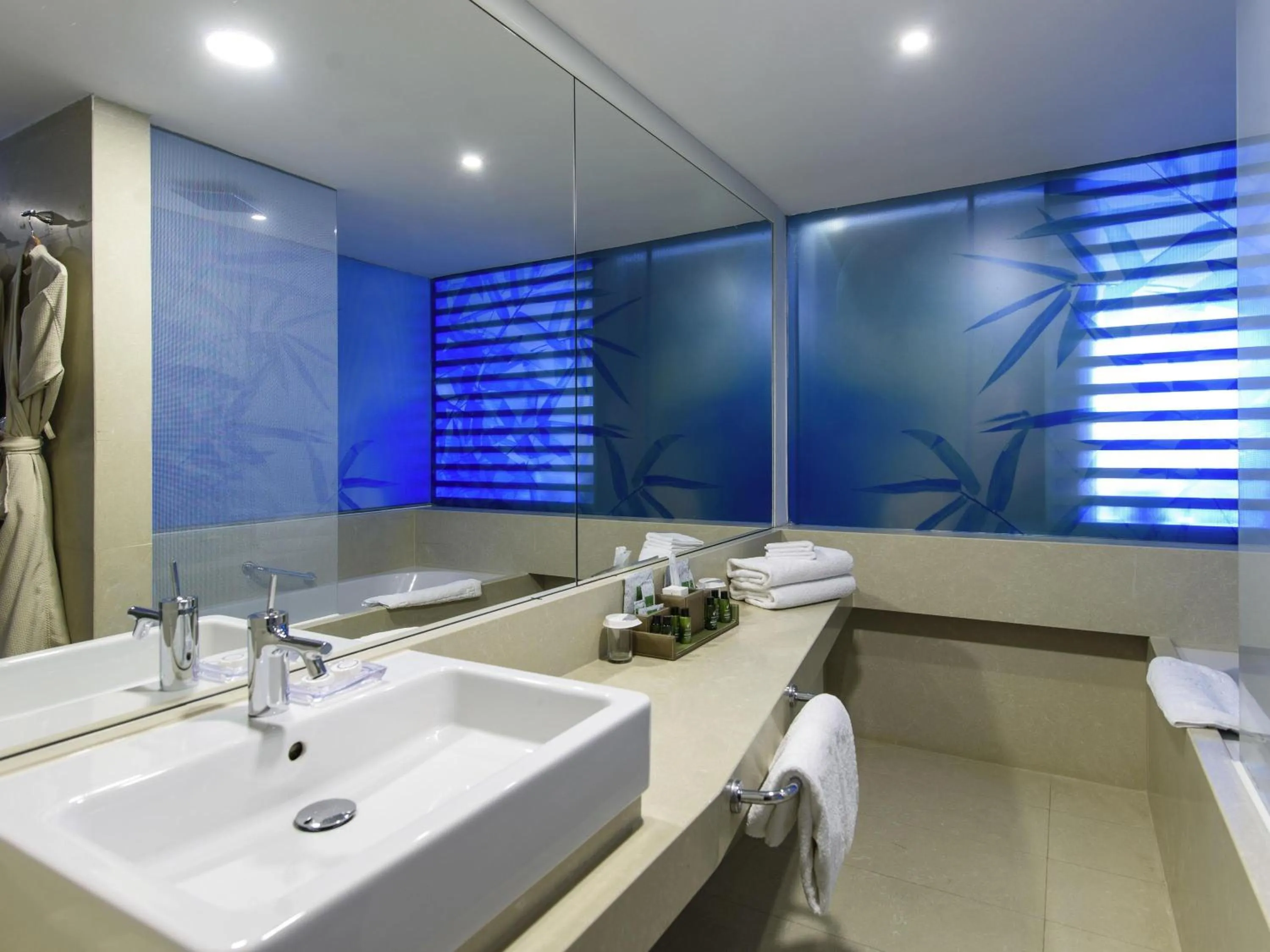 Bedroom in Rixos Premium Dubrovnik