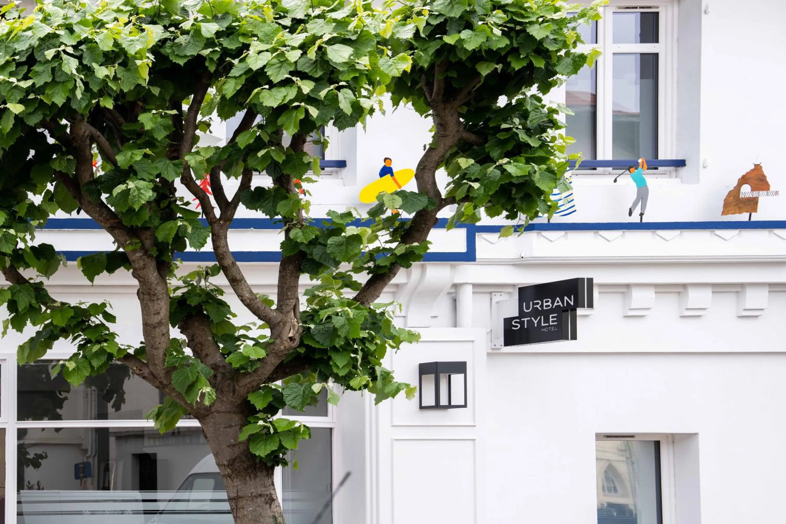 Property Building in Hotel Txutxu-Mutxu