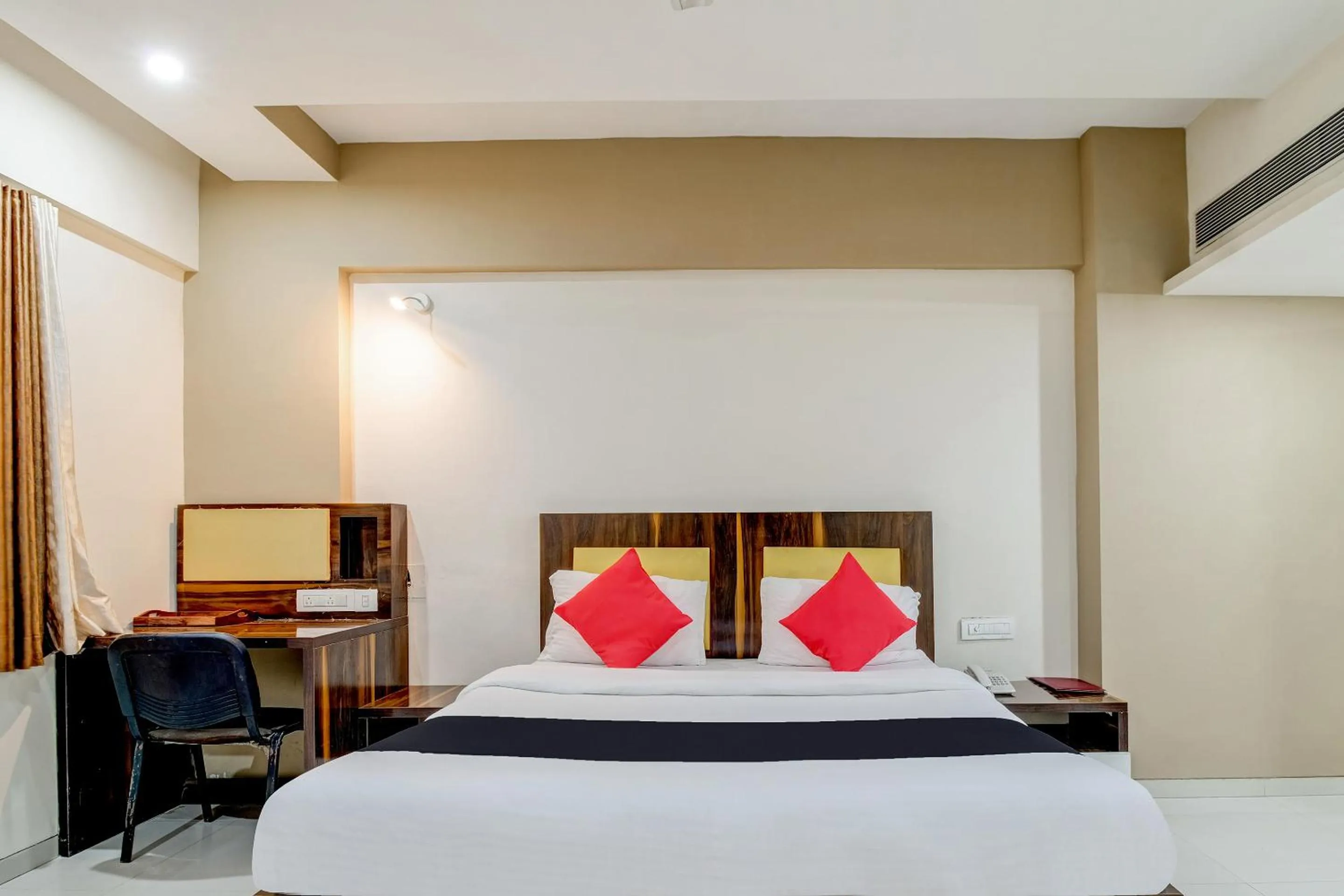 Bed in Dhuri Resort