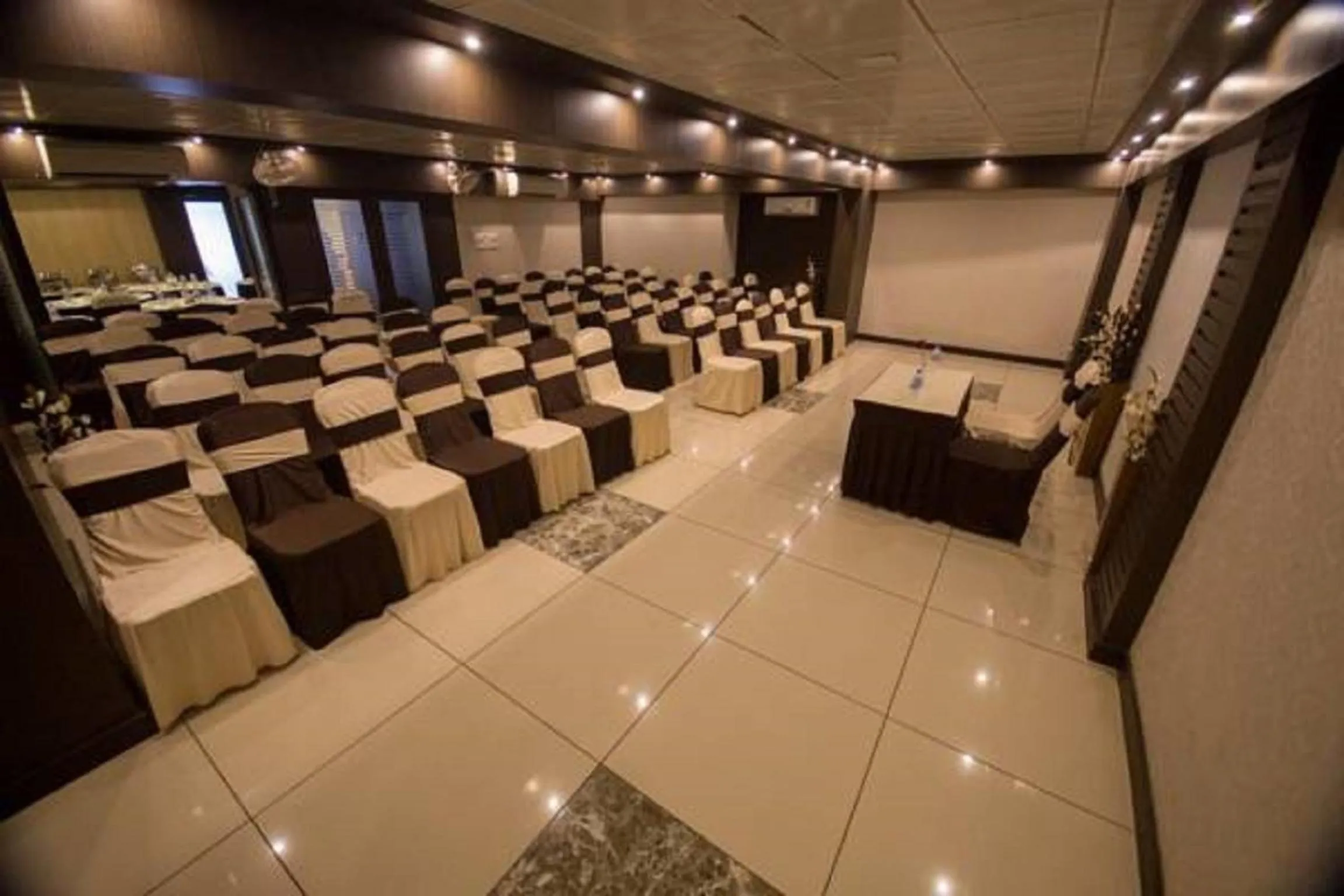 Meeting/conference room in ANR Hotels