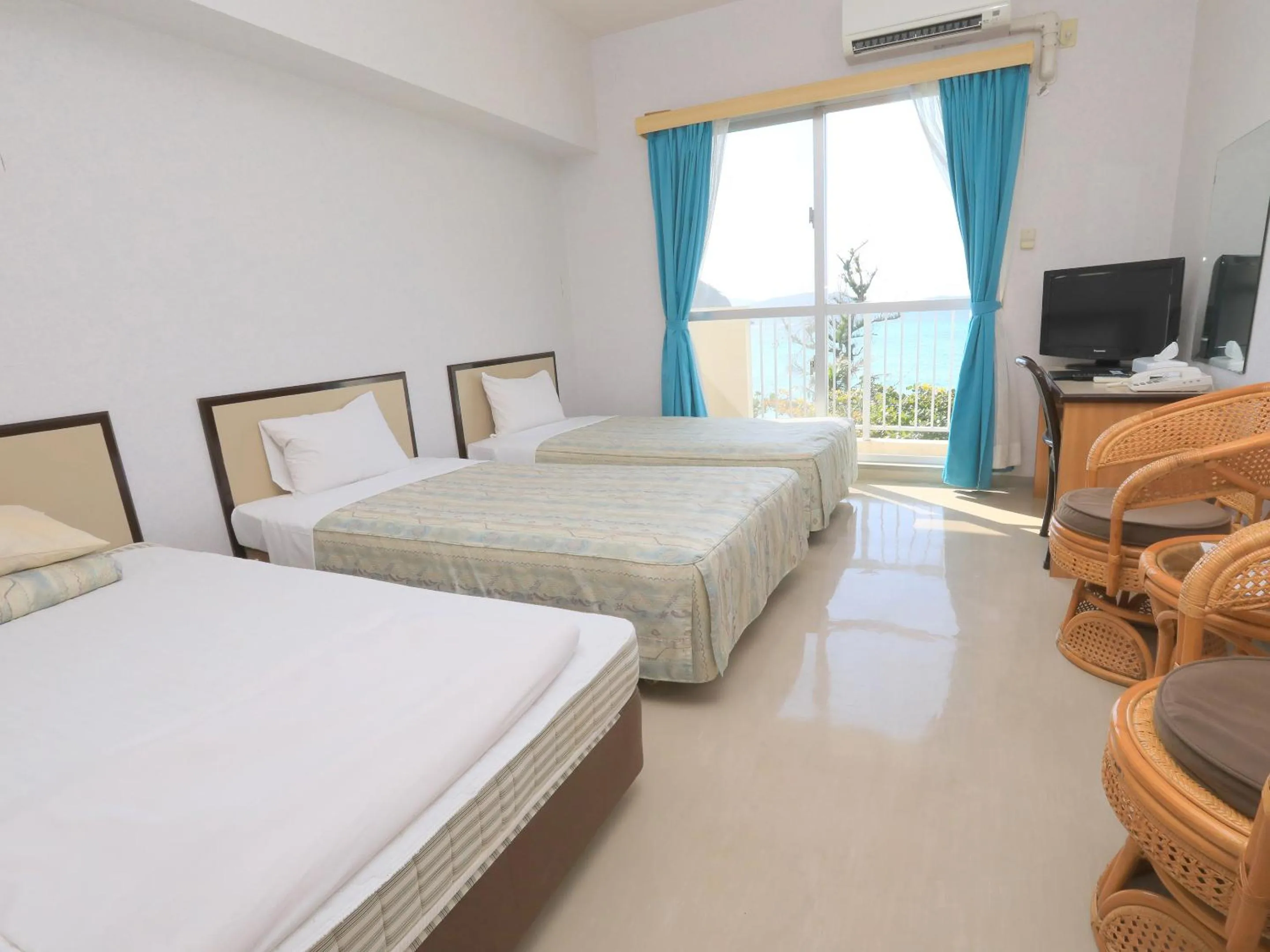 Photo of the whole room, Bed in Tokashiku Marine Villege