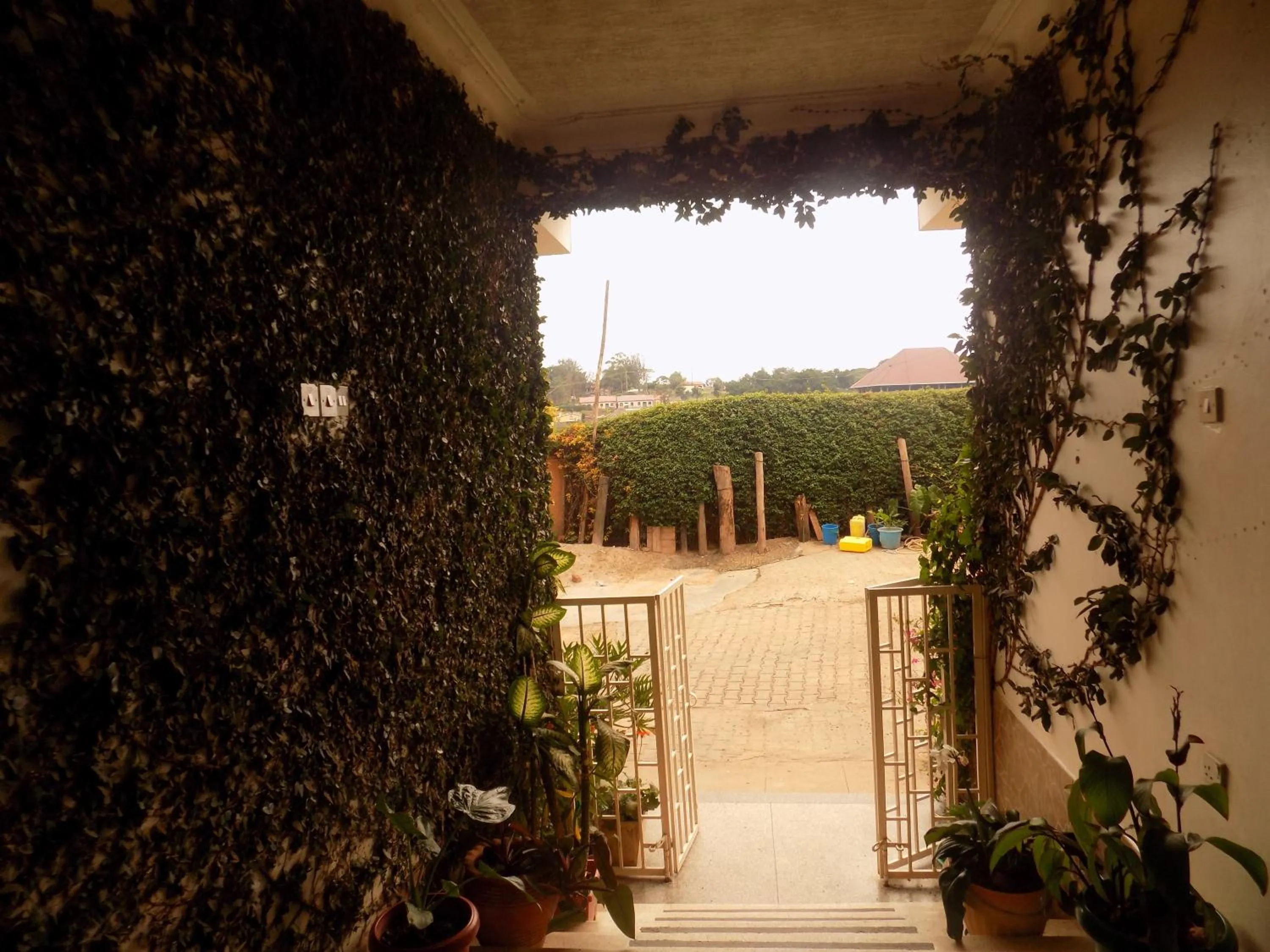 Garden view in Meliva Guest House Mbarara