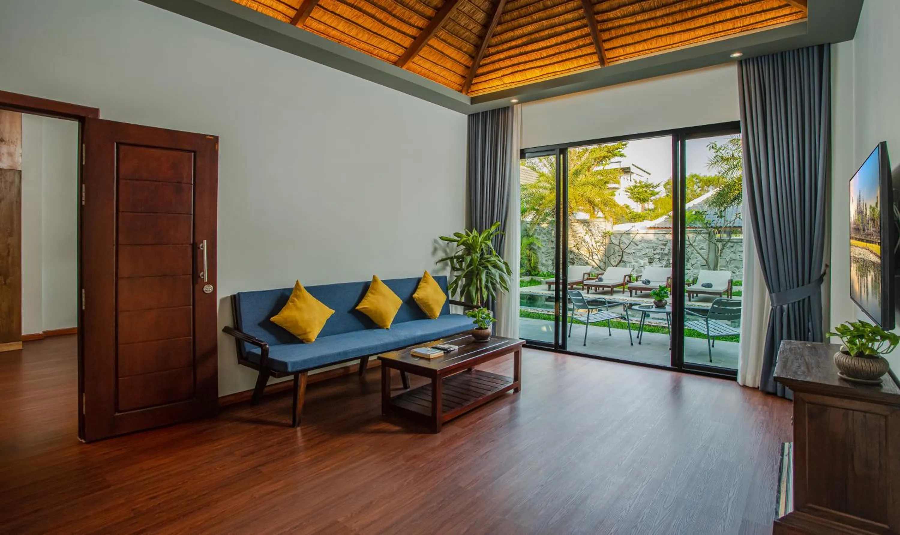 Seating area in Le Chanthou Boutique