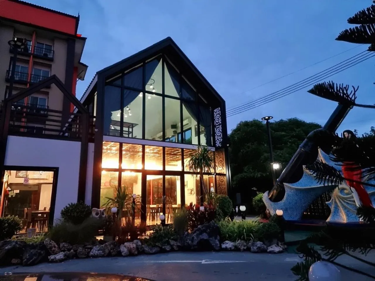 Grand Pruksa Siri Apartment