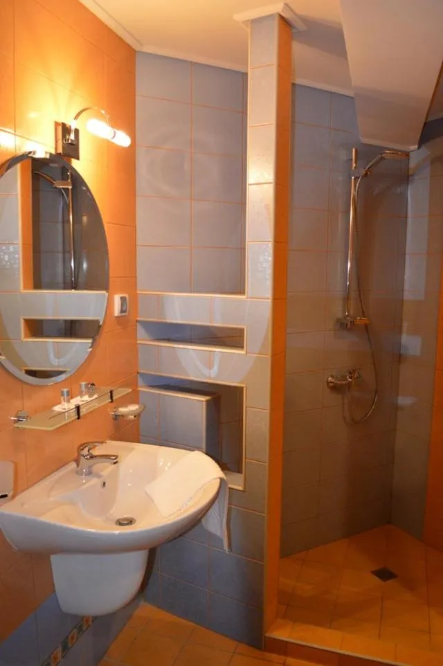 Shower in Boutique Hotel VSK Kentavar