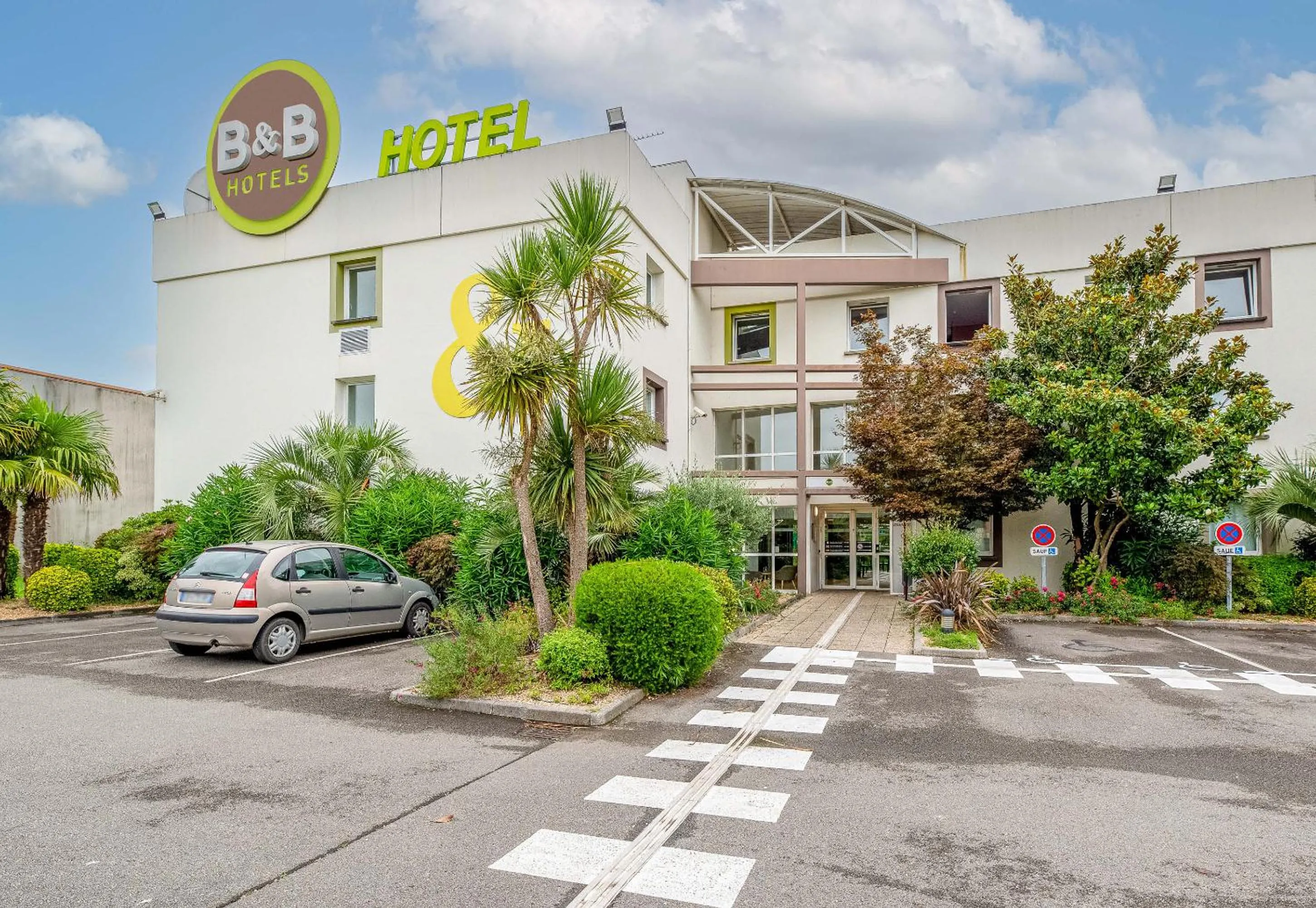 Property building in B&B HOTEL Nantes Atlantis Le Zenith