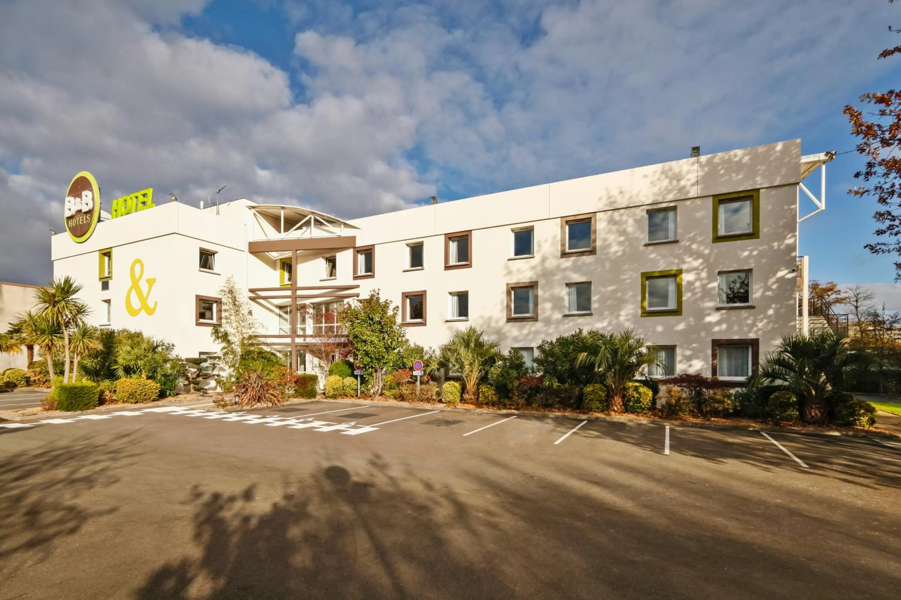 Property building in B&B HOTEL Nantes Atlantis Le Zenith