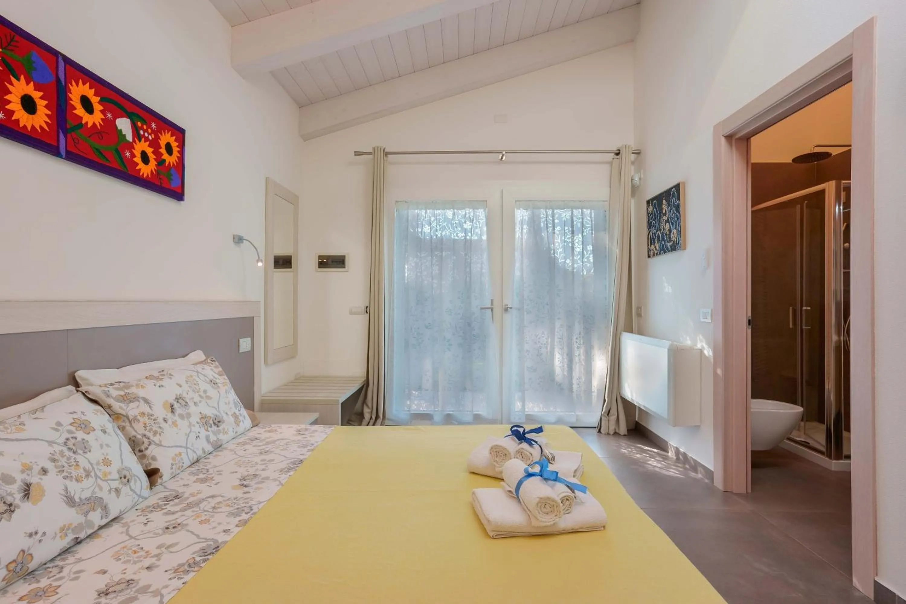 Bedroom, Bed in Pixel b&b