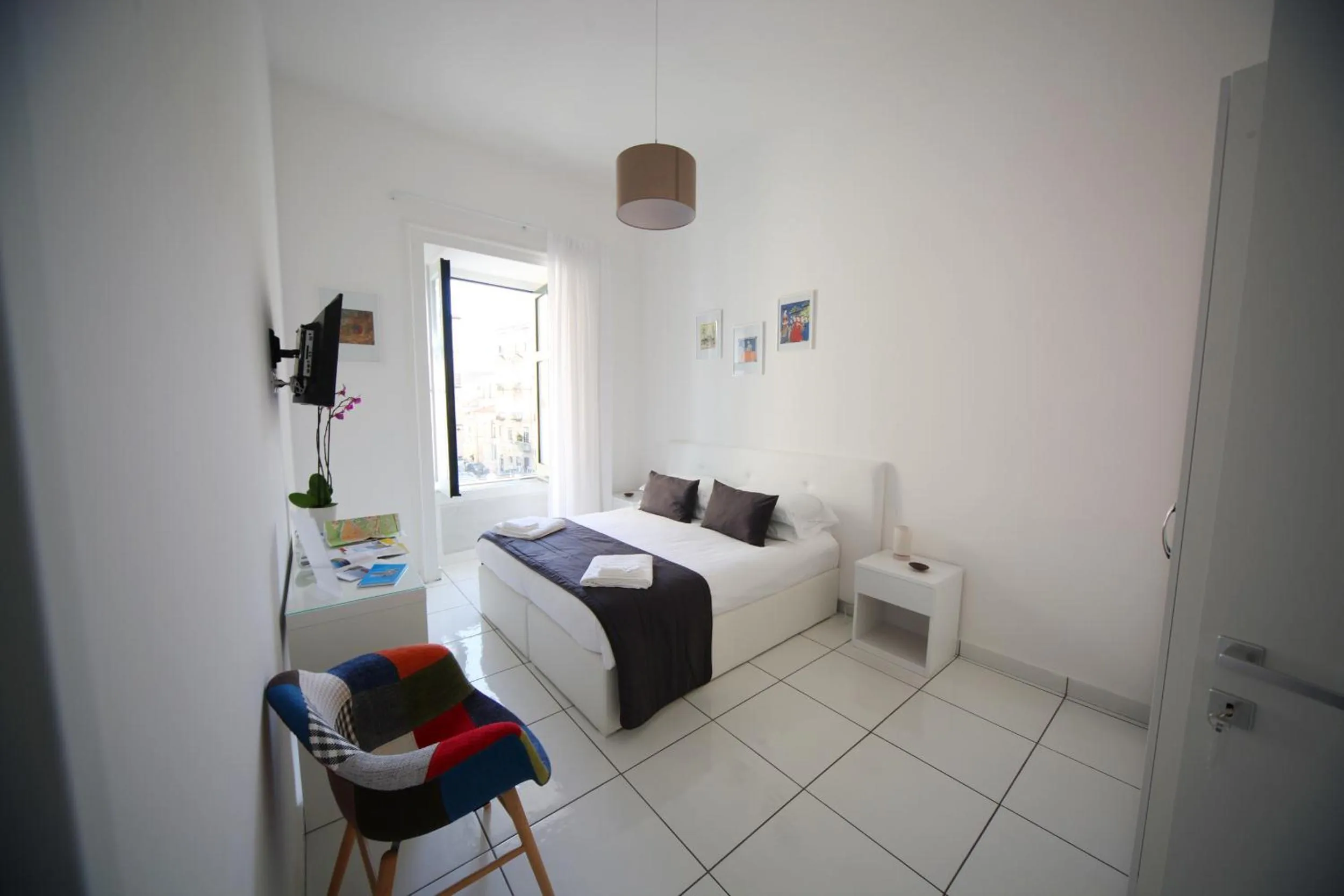 Photo of the whole room in Le Mulieres