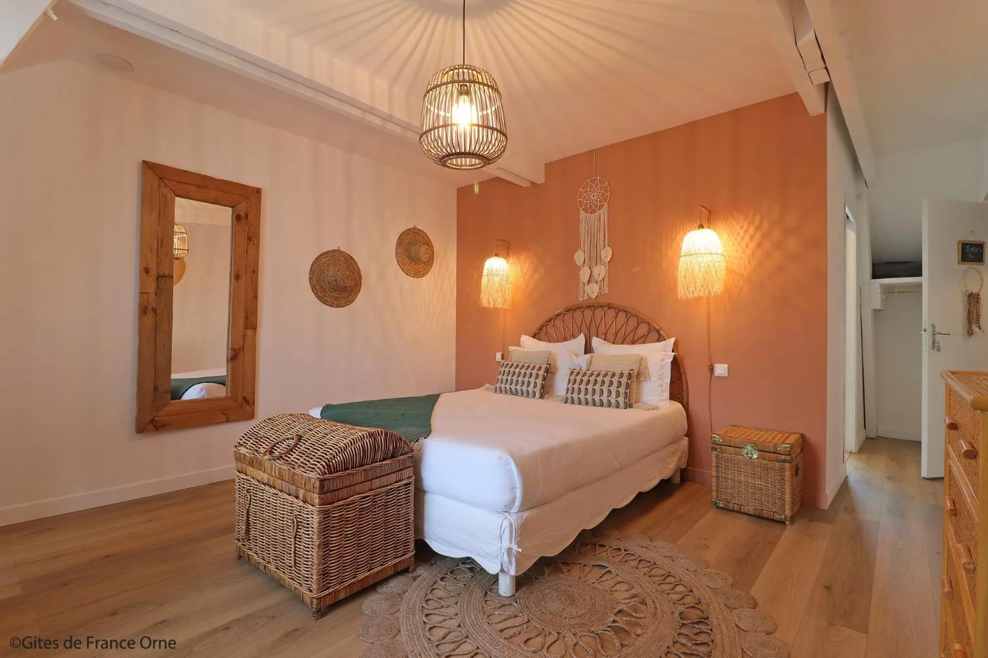 Bed in La Grange Bagnolaise