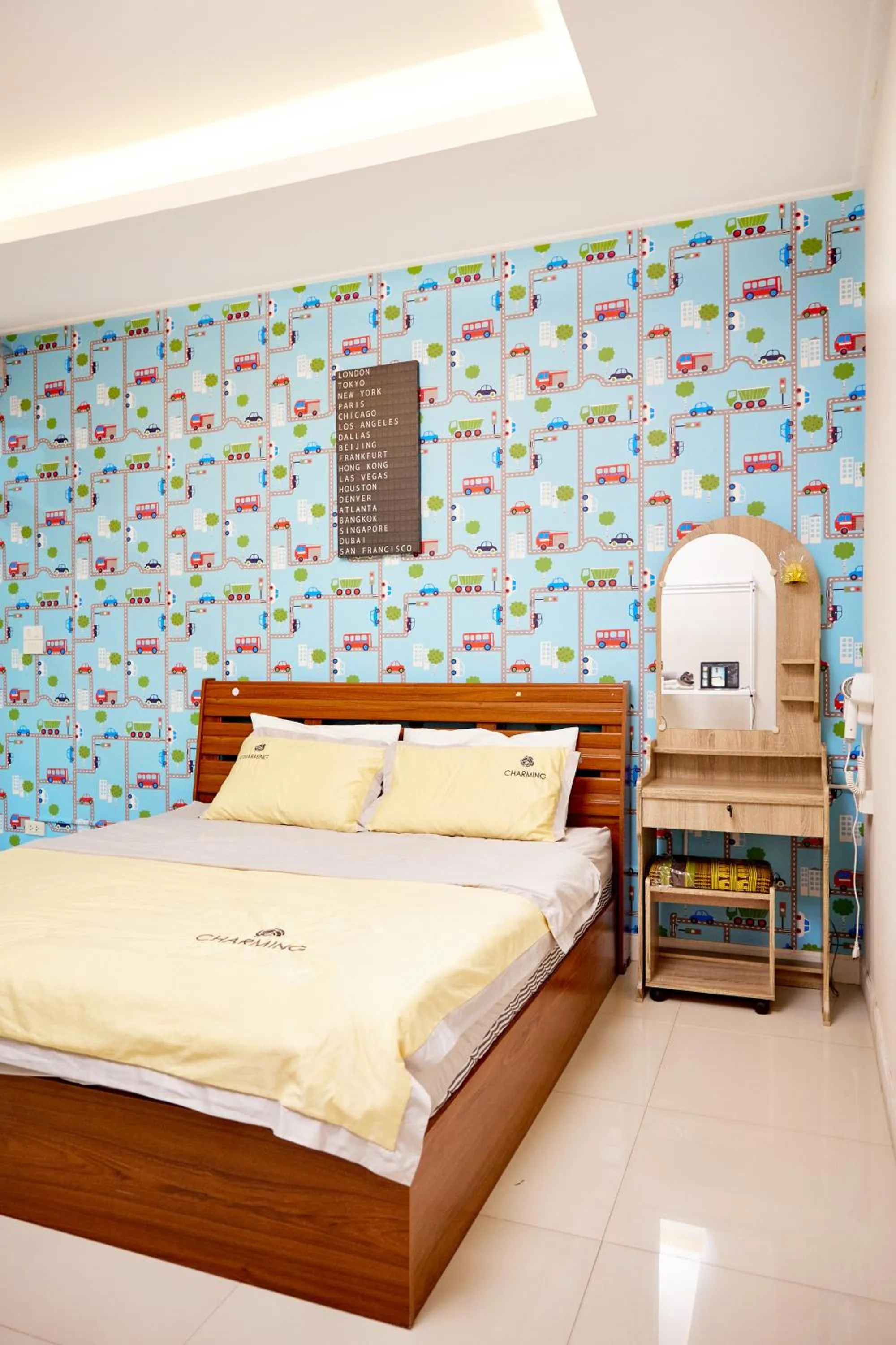 Bed in Baan Dara Resort