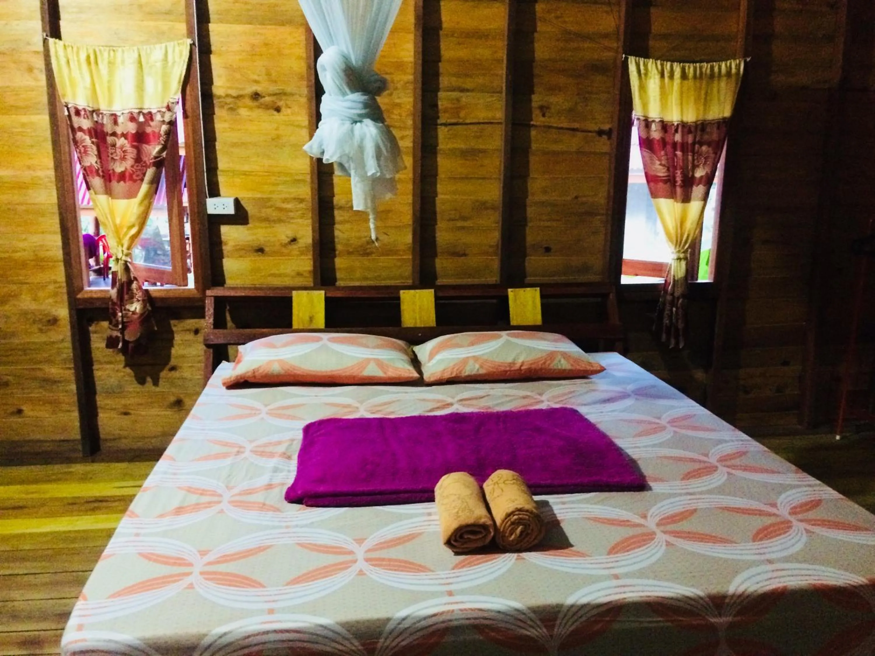 Photo of the whole room, Bed in Gardenhomeresortkohjum