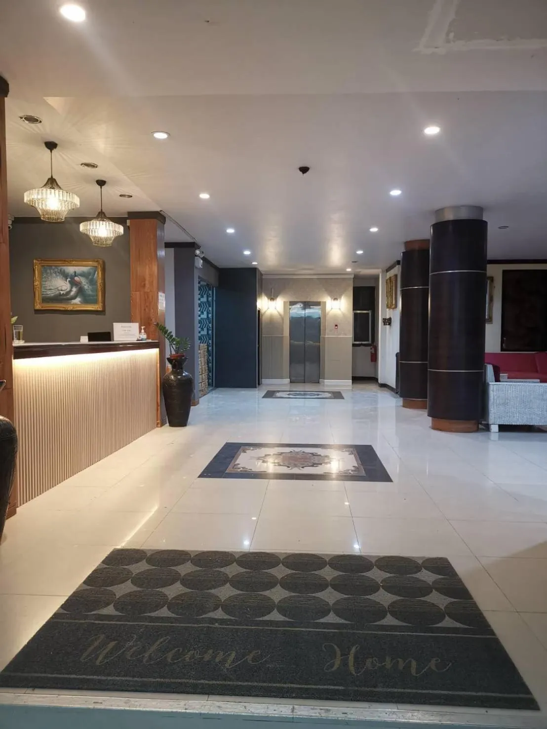Lobby or reception in PS Hotel Saraburi