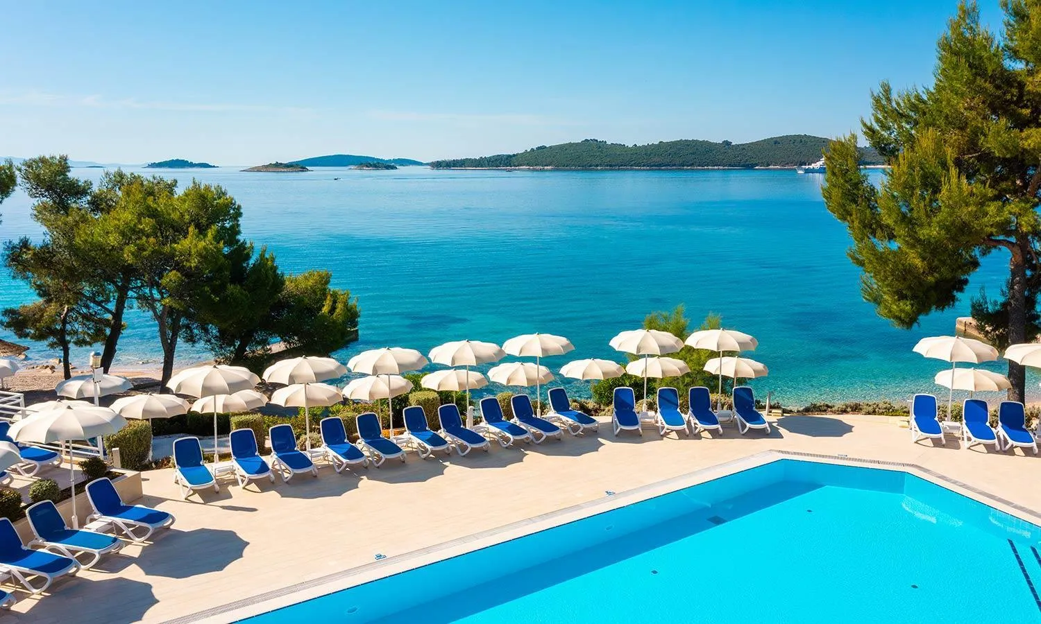 Day in Aminess Vival Grand Azur Hotel