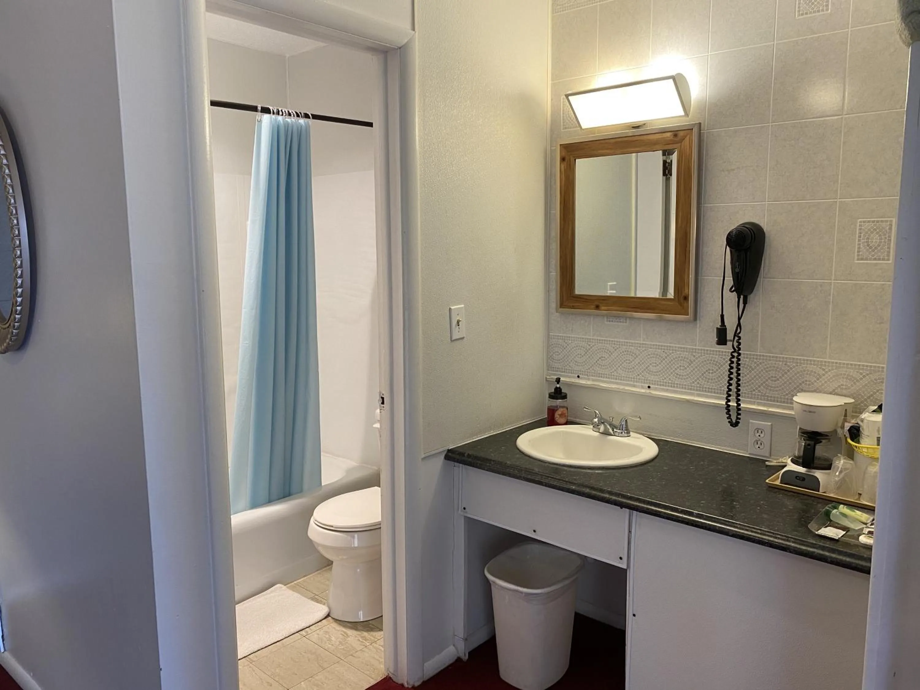 Bathroom in Knights Inn Fairview