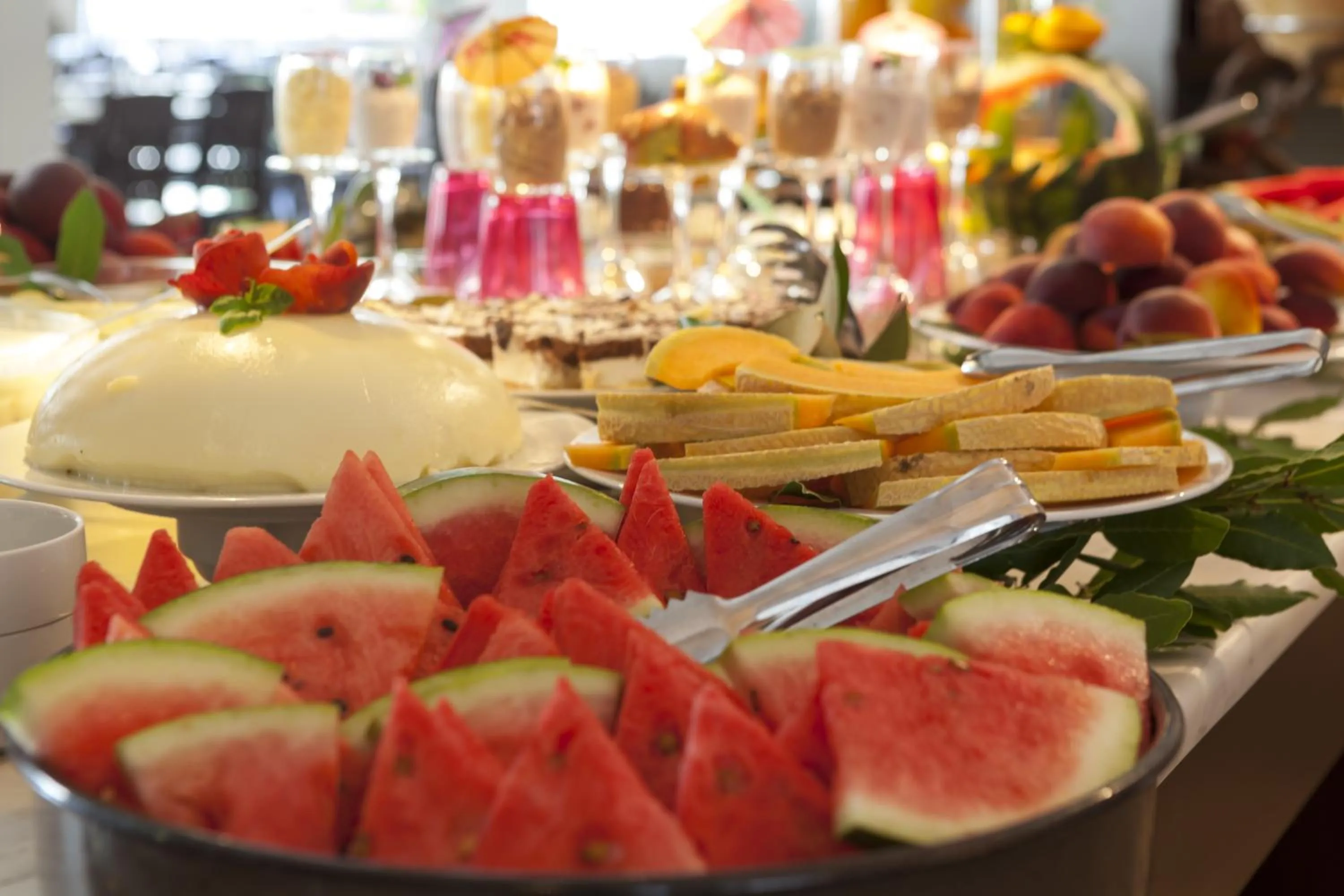 Food in Waterman Svpetrvs Resort - All Inclusive