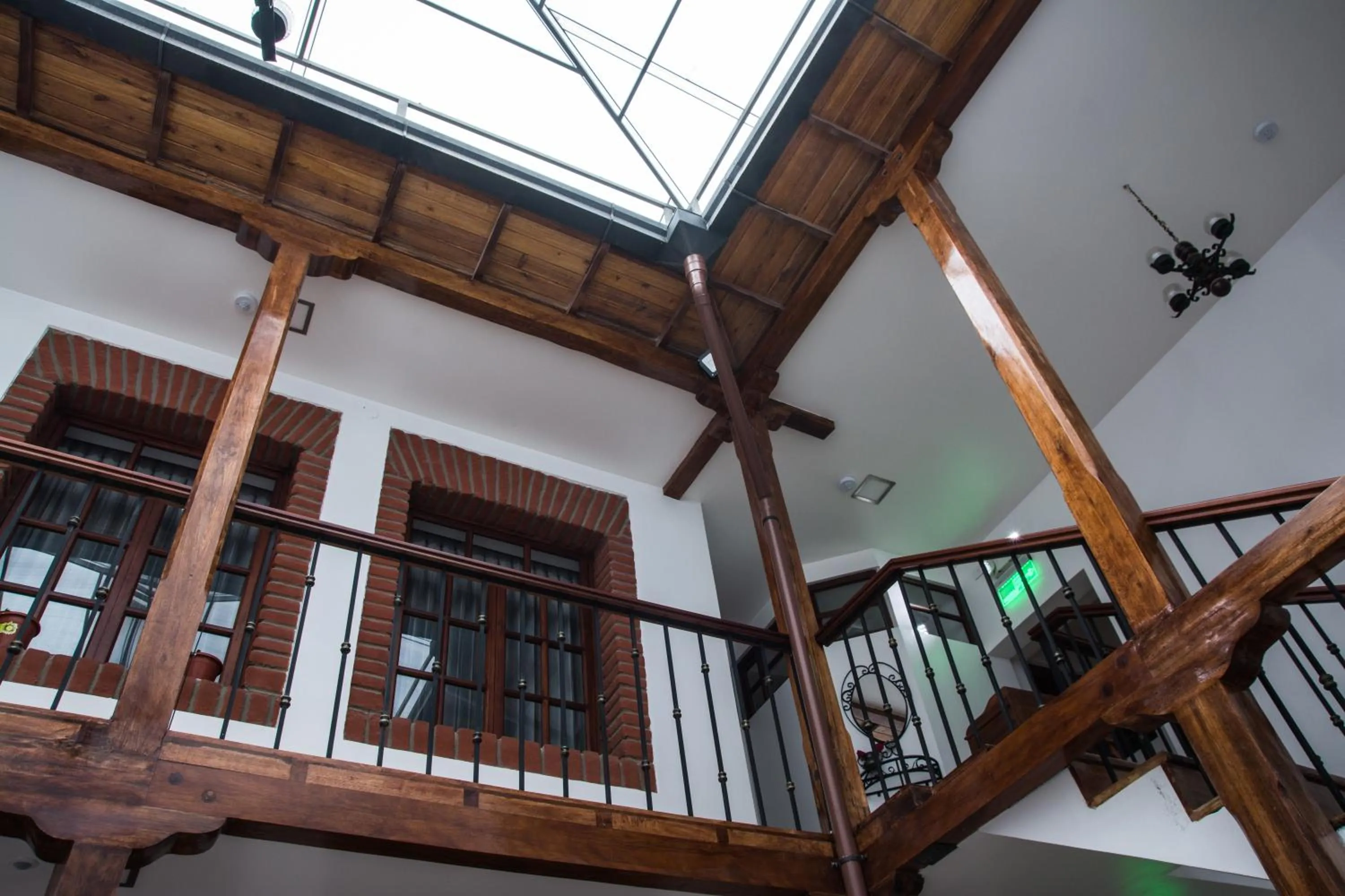 Property building in Hotel Casa Ecuatreasures Centro Historico