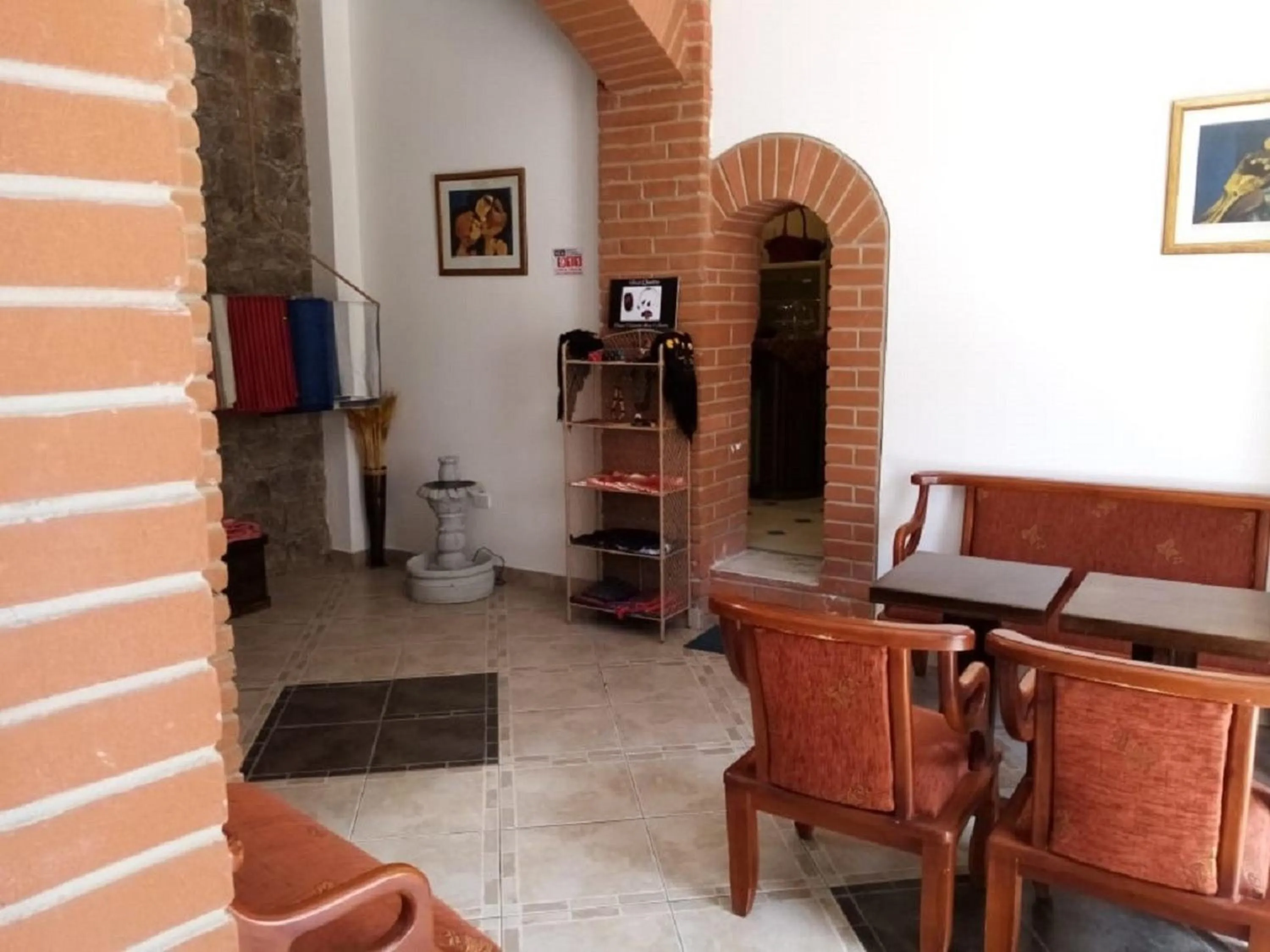 TV and multimedia in Hotel Casa Ecuatreasures Centro Historico