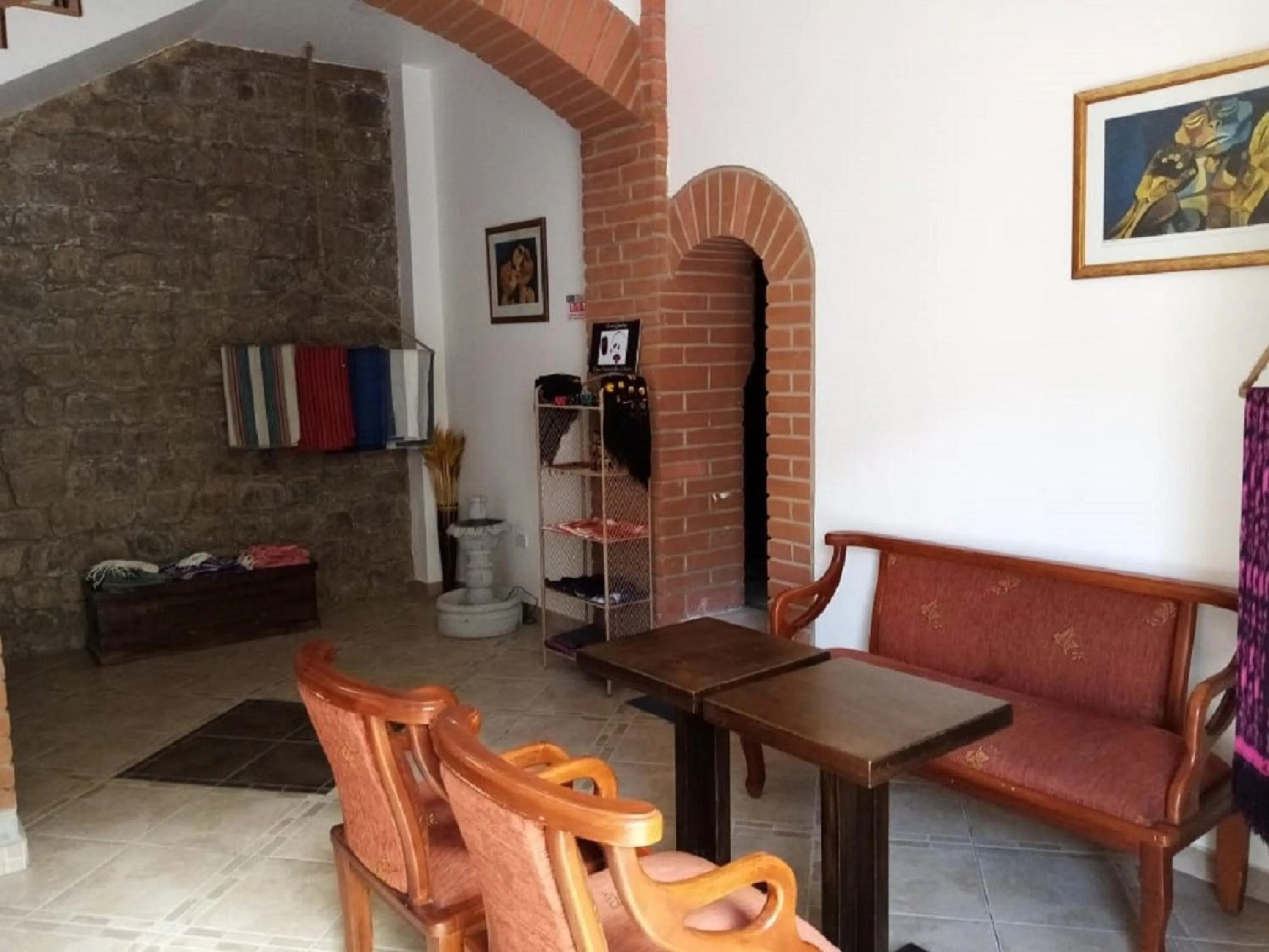 TV and multimedia in Hotel Casa Ecuatreasures Centro Historico