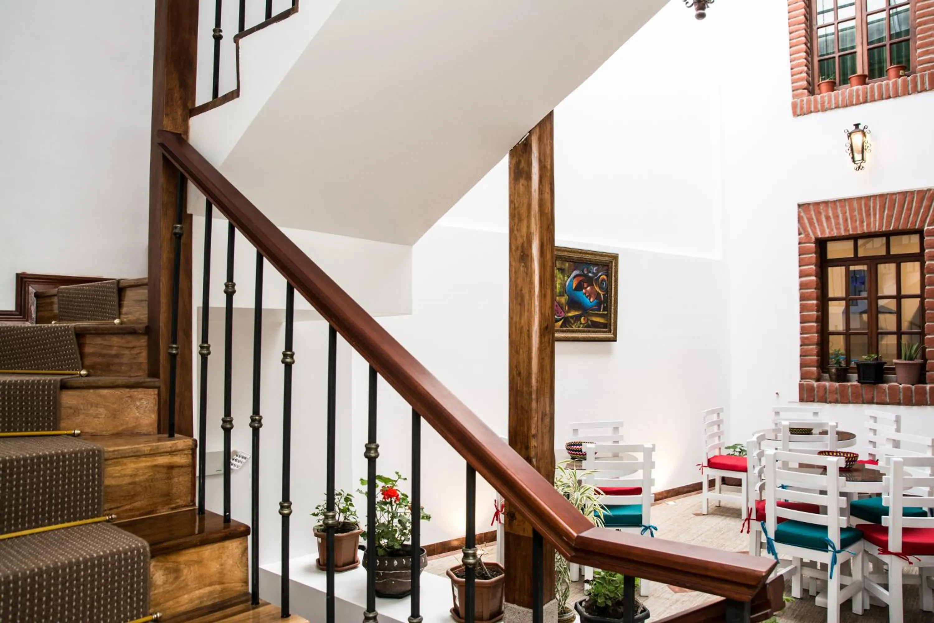 Property building in Hotel Casa Ecuatreasures Centro Historico