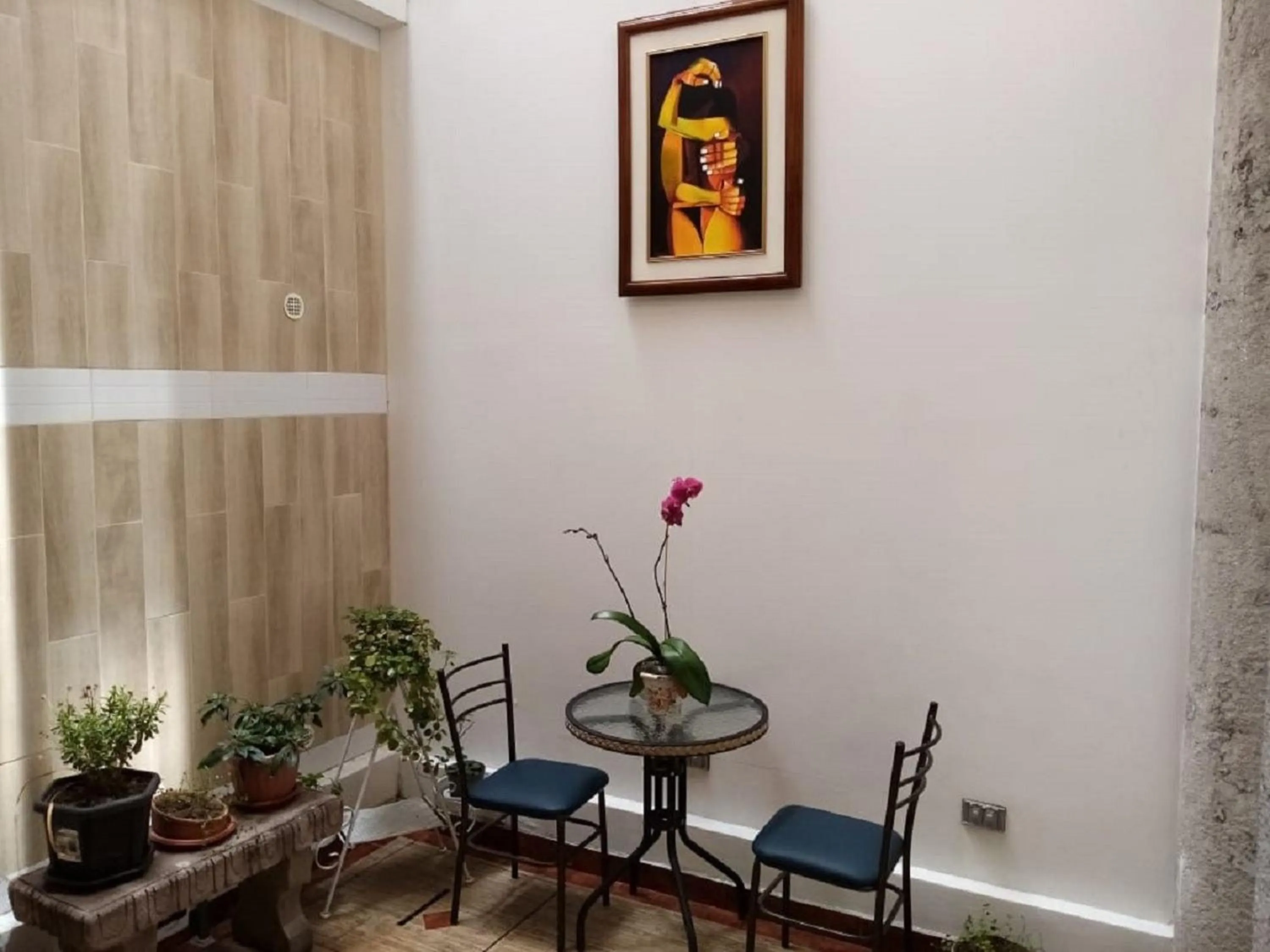 Living room in Hotel Casa Ecuatreasures Centro Historico