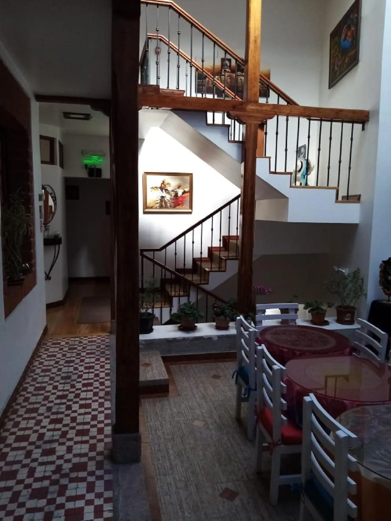 Property building in Hotel Casa Ecuatreasures Centro Historico