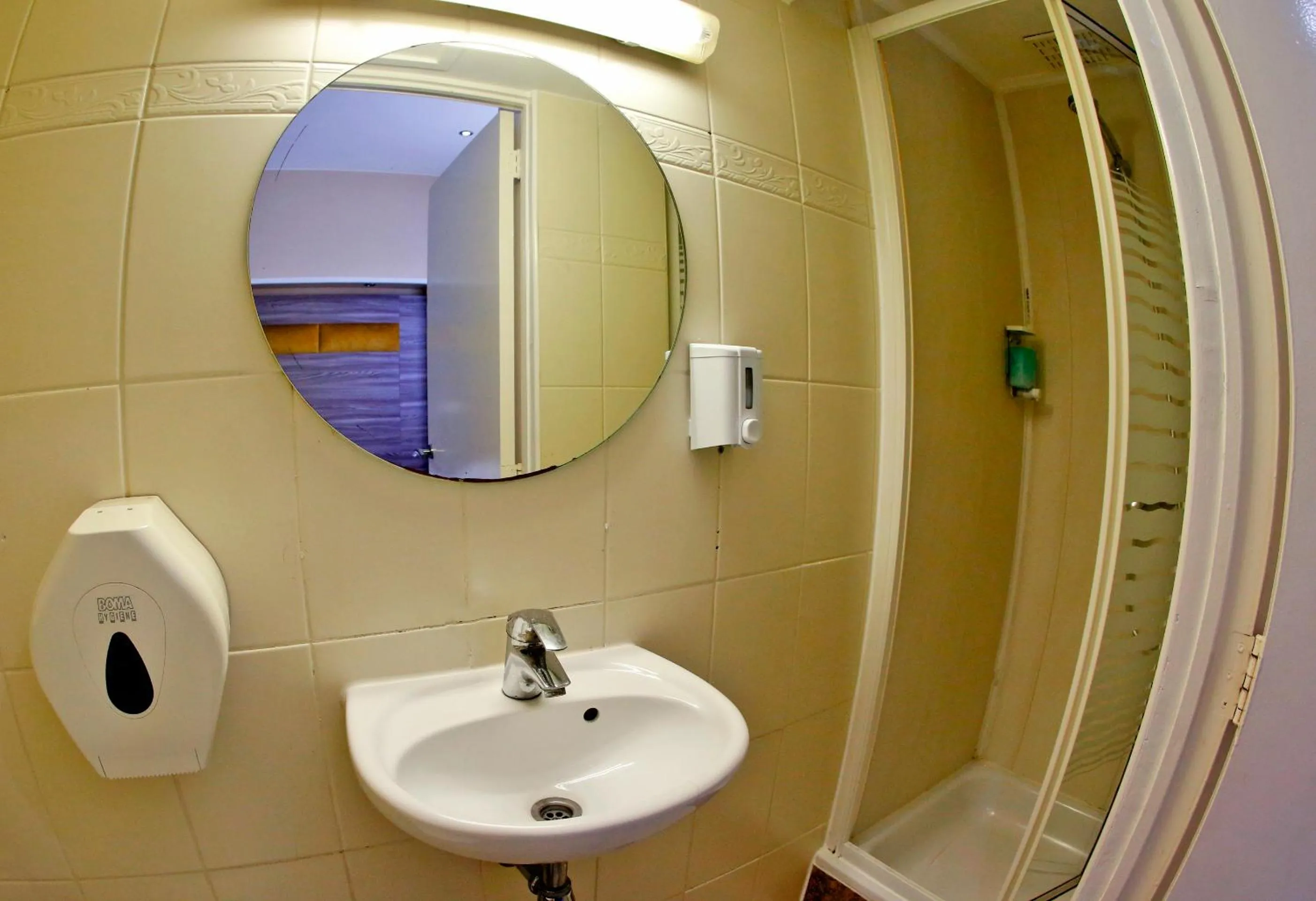 Twin Room in Hotel de France