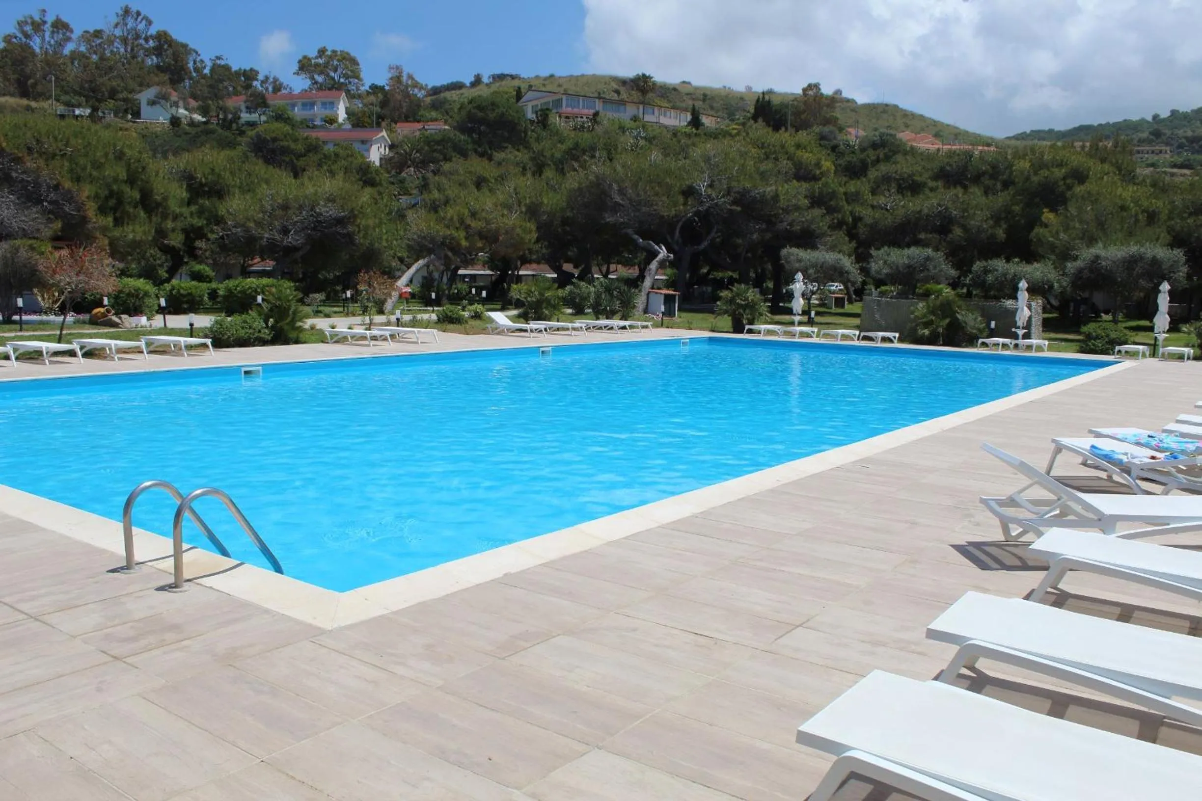 Swimming pool in BV Kalafiorita Resort