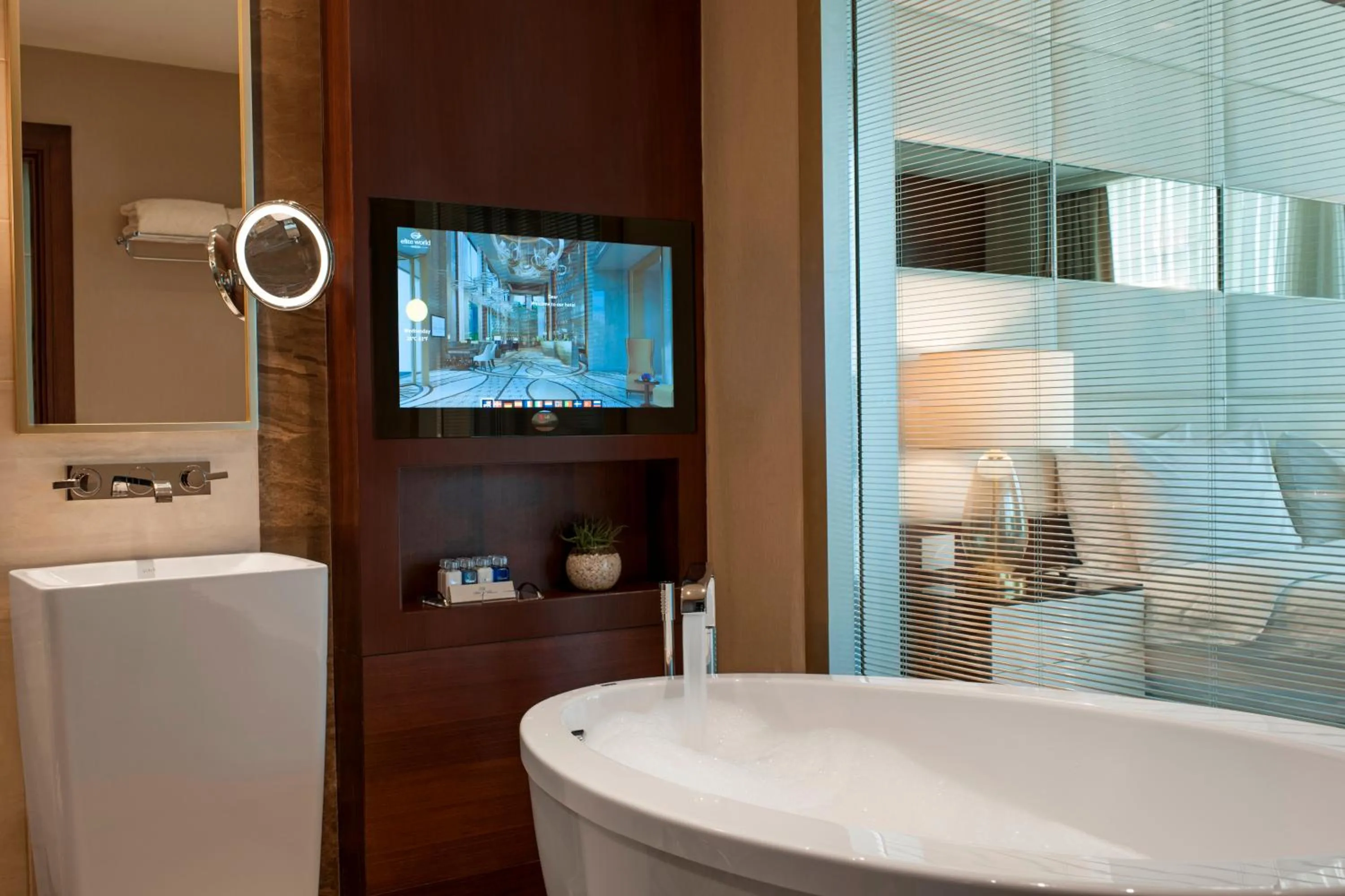 Bathroom in Elite World Grand Istanbul Basın Ekspres