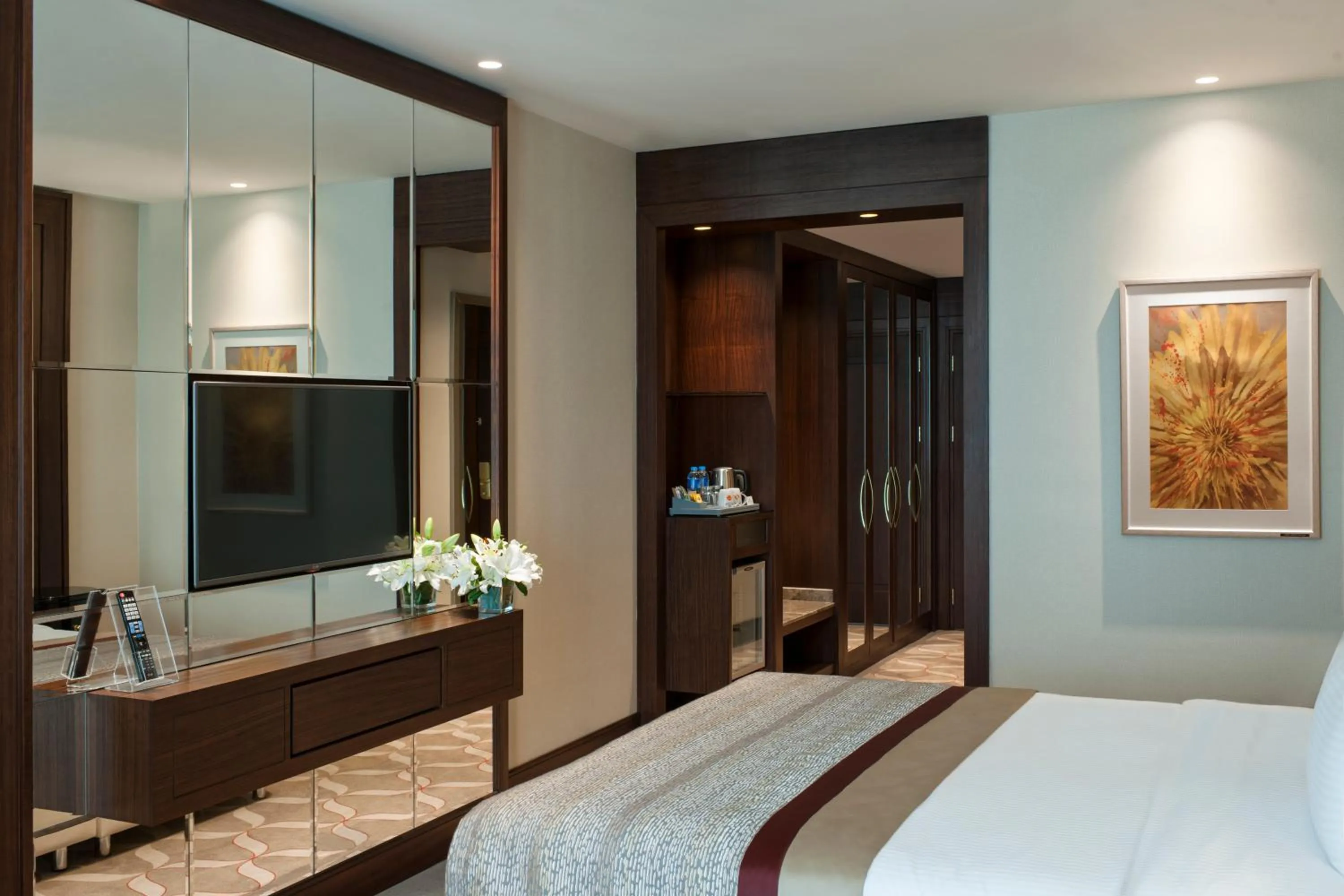 Bedroom, Bed in Elite World Grand Istanbul Basın Ekspres