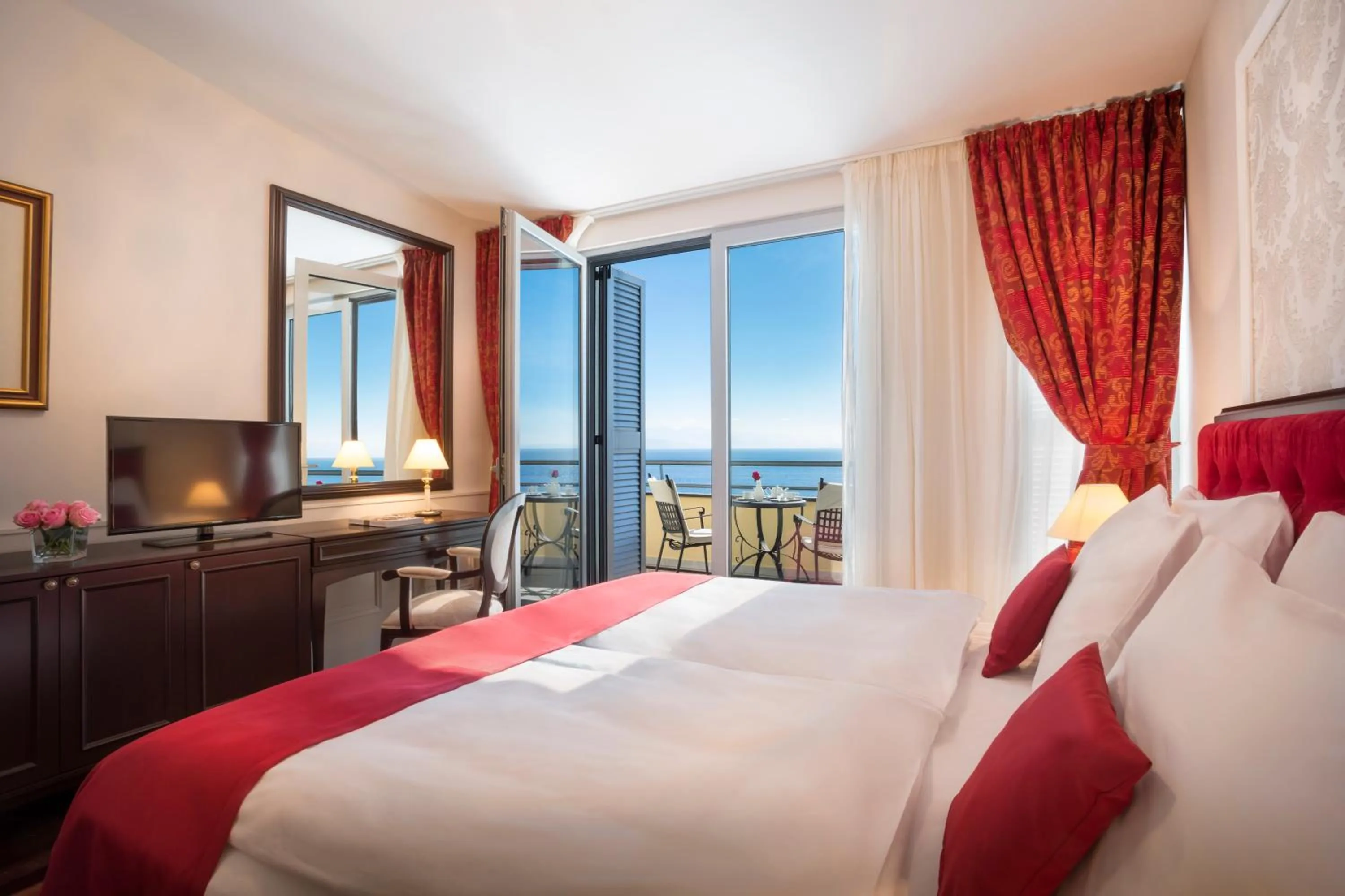 Photo of the whole room, Bed in Hotel Kvarner - by Liburnia Hotels & Villas