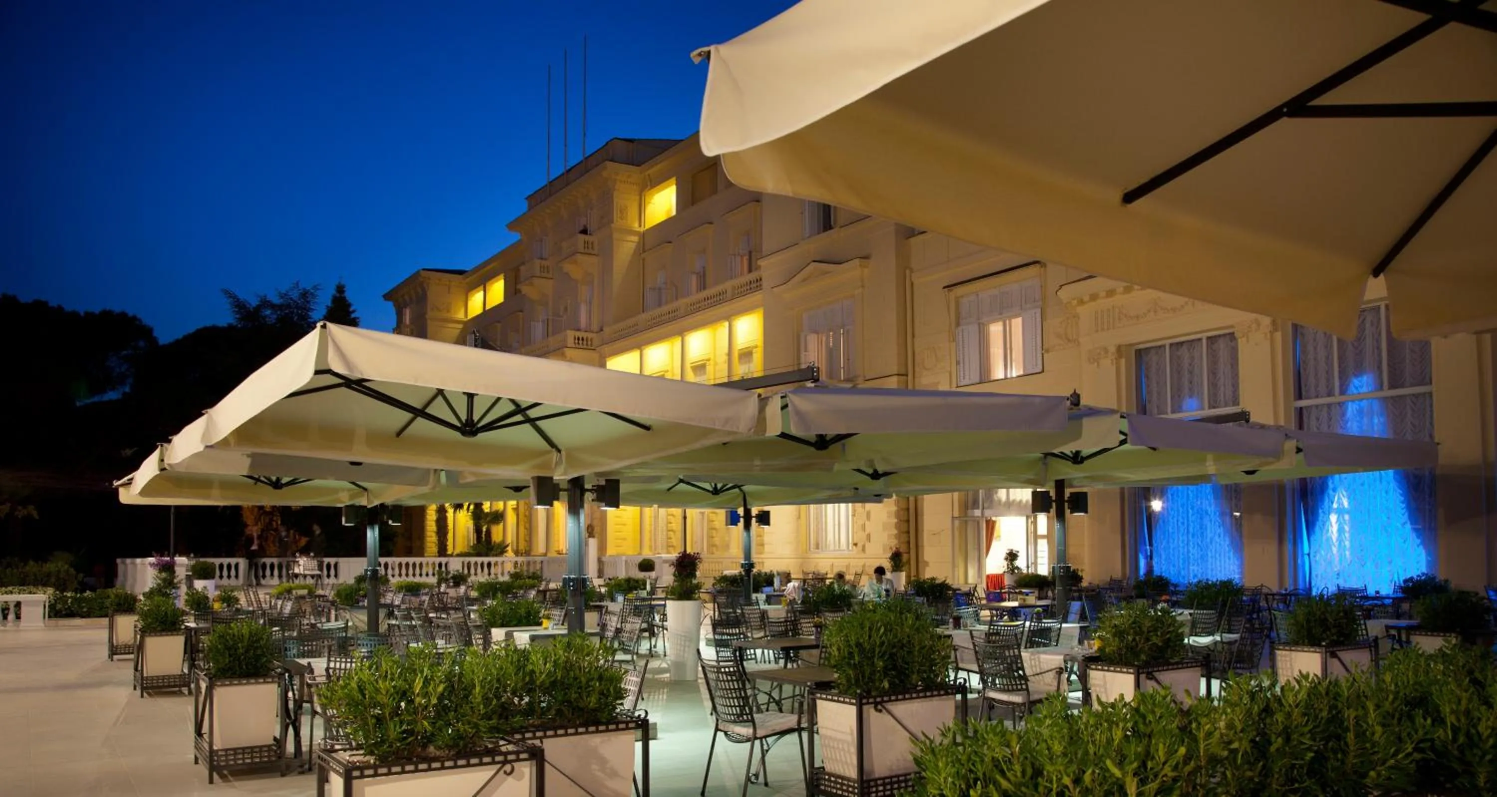 Restaurant/places to eat in Hotel Kvarner - by Liburnia Hotels & Villas