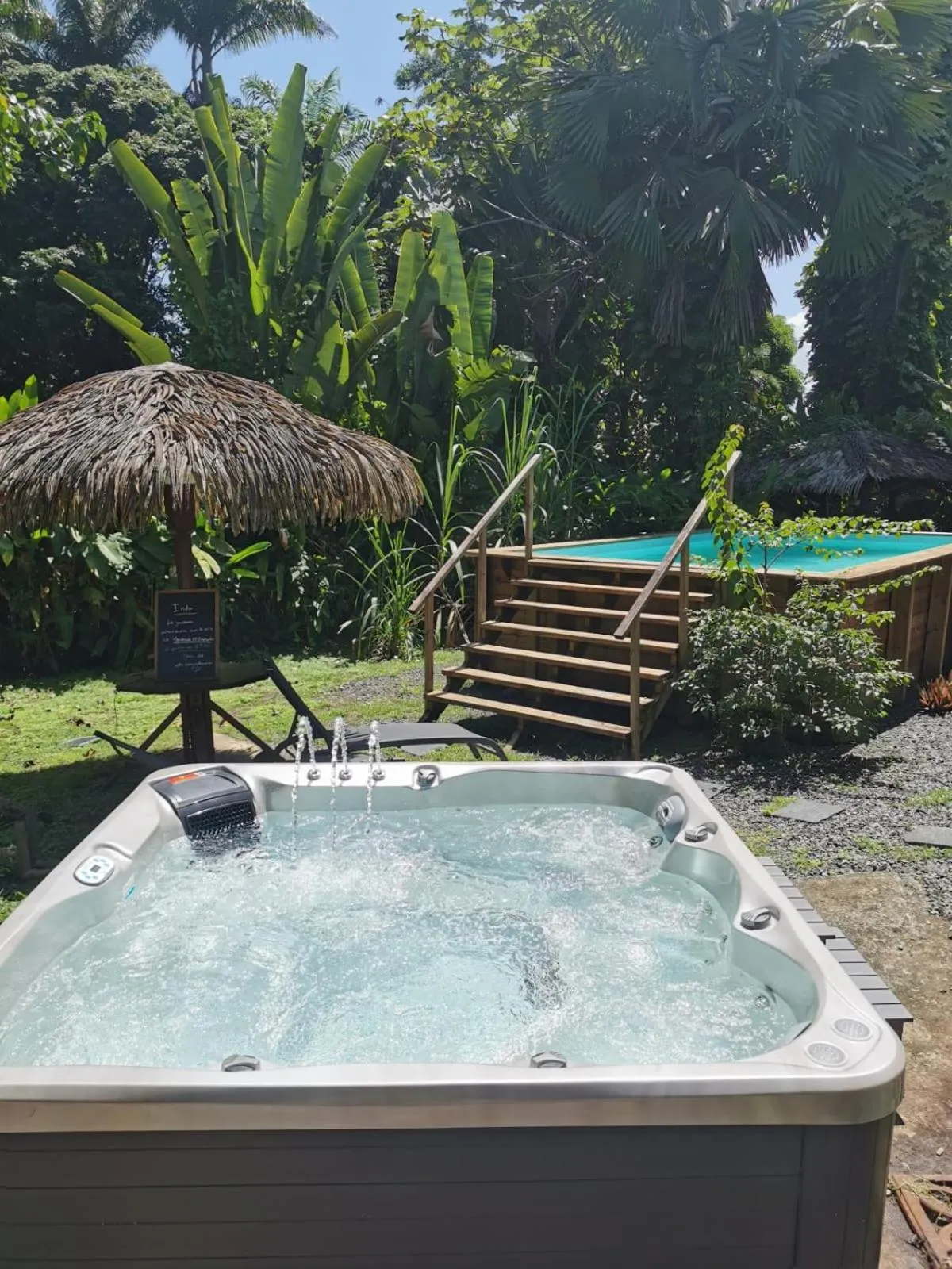 Natural landscape in Les Gîtes de la Lézarde