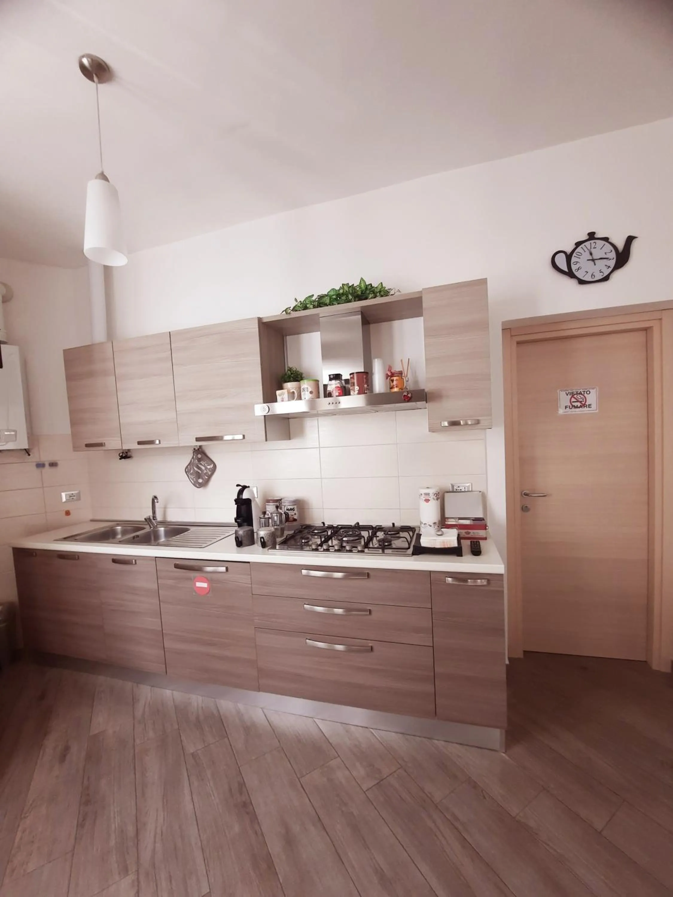 Kitchen or kitchenette in B&B Solimo