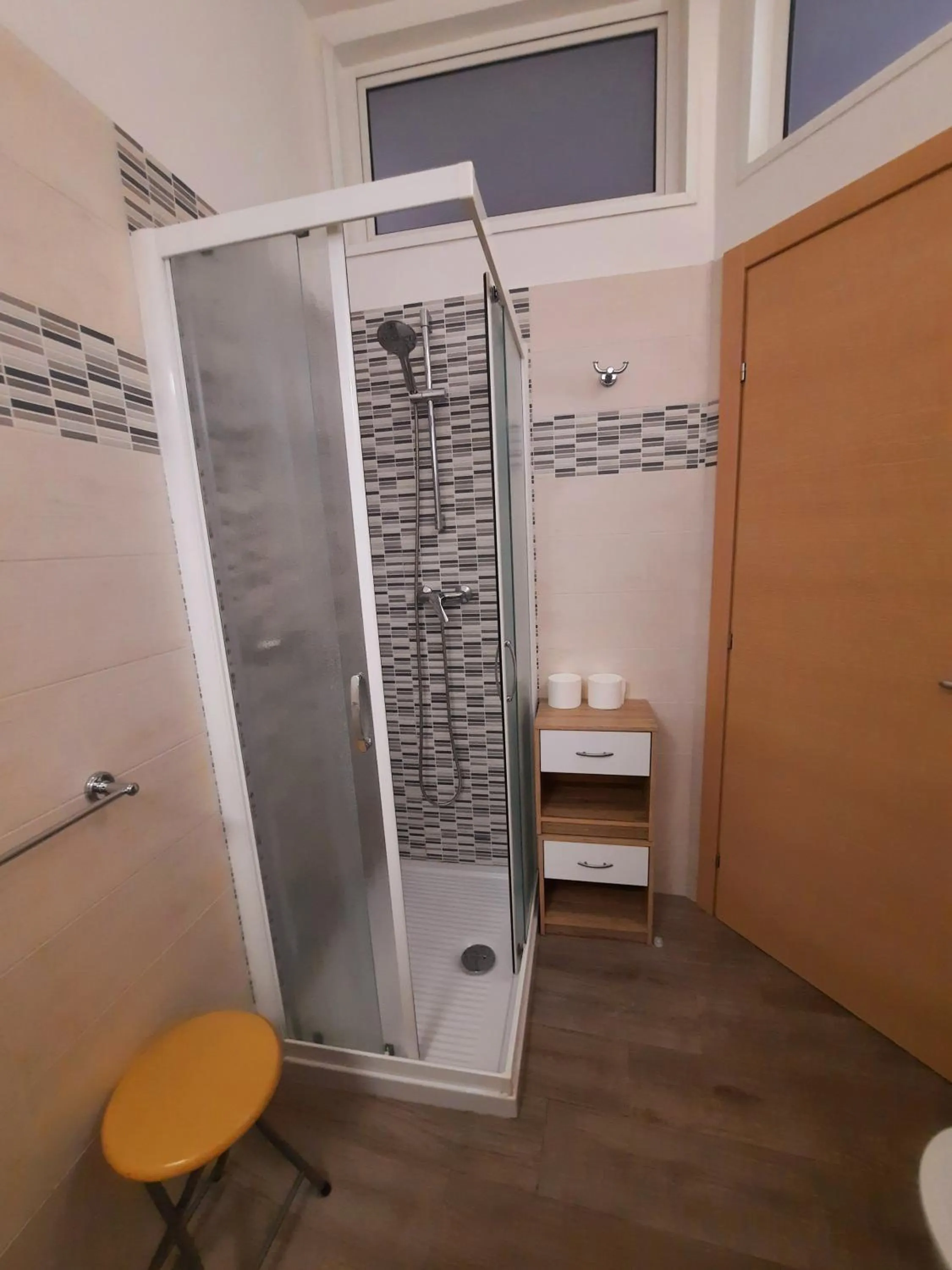 Shower in B&B Solimo