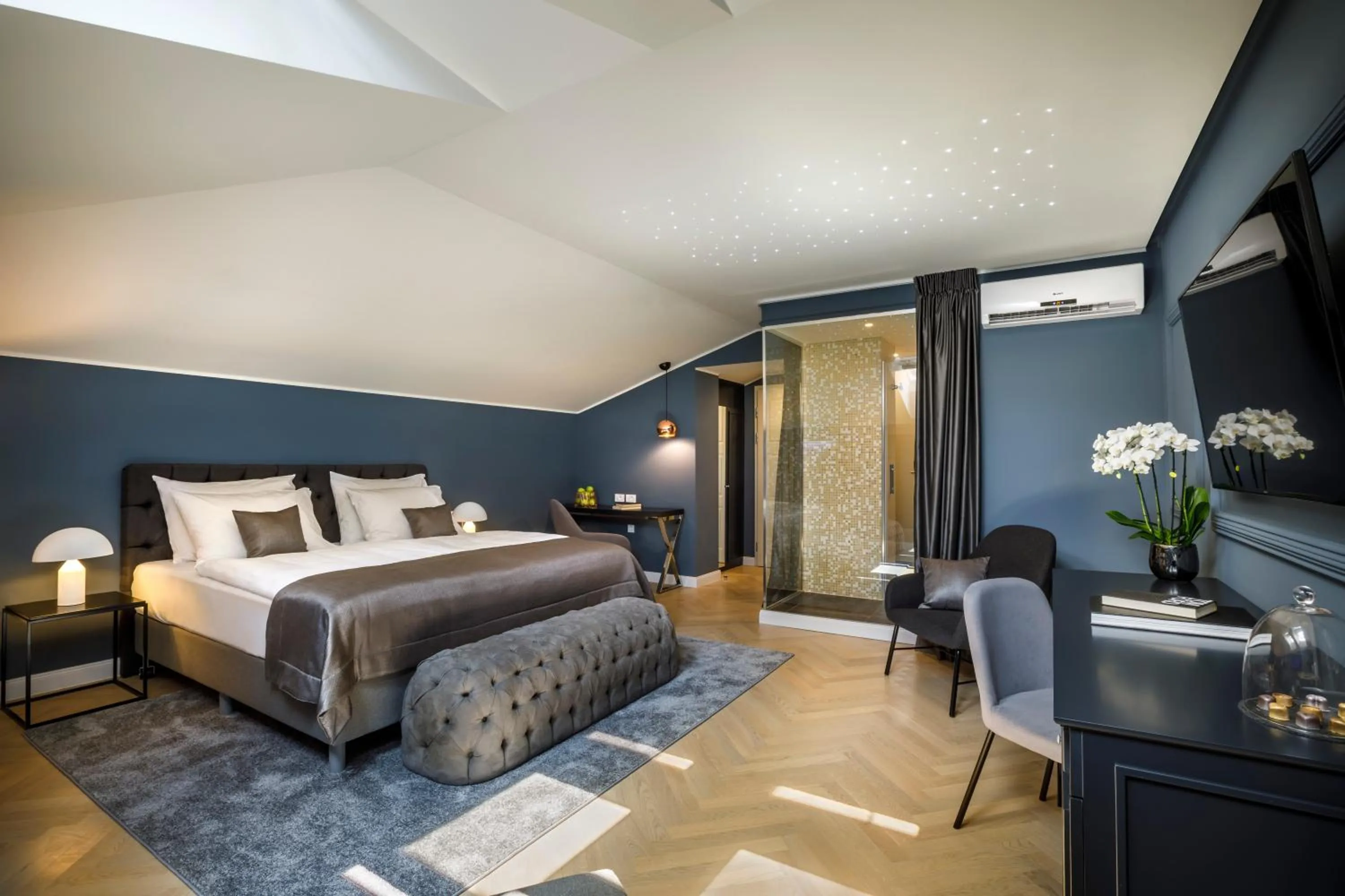 Photo of the whole room, Bed in Hotel Imperial - by Liburnia Hotels & Villas