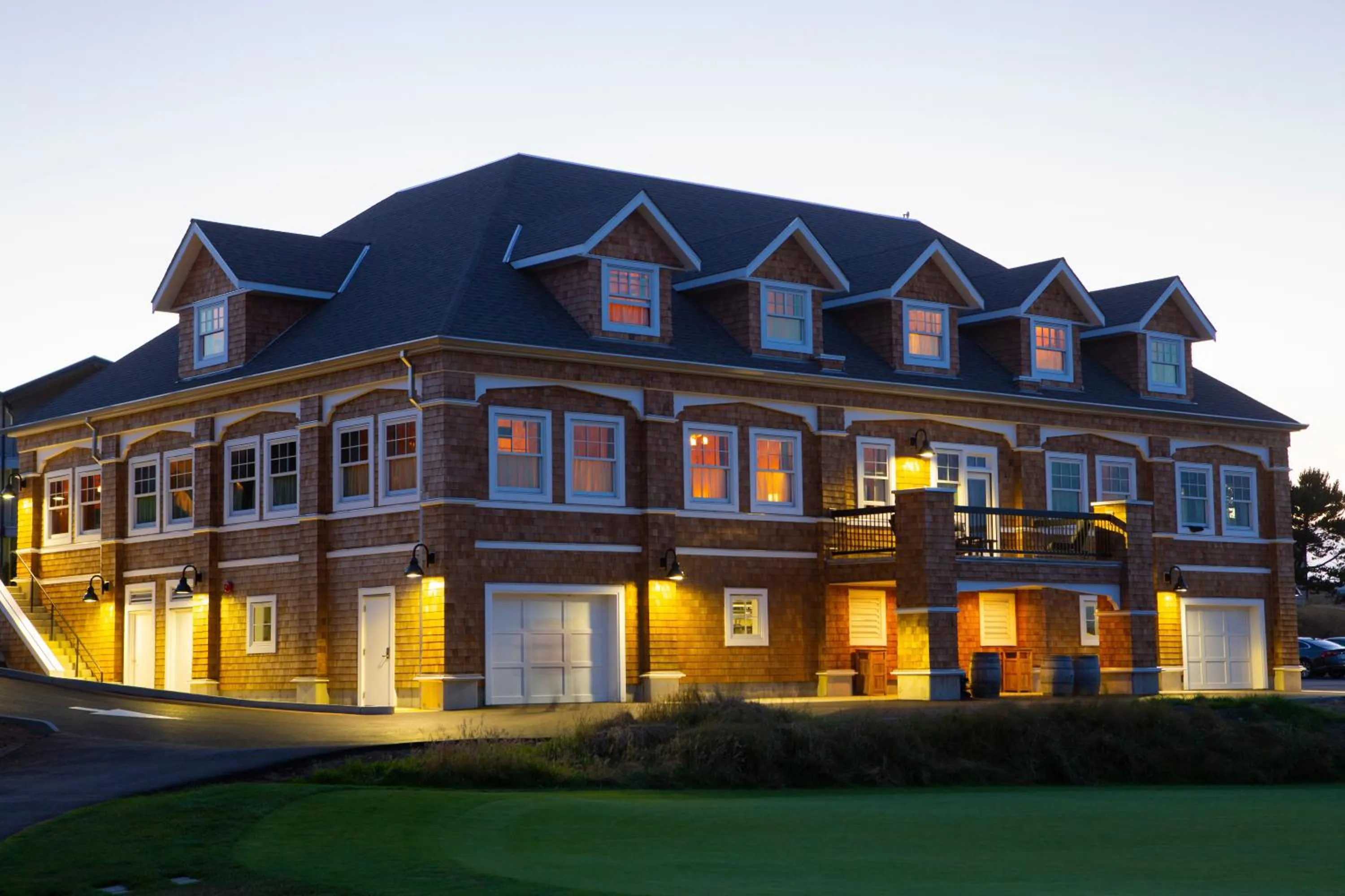 Property building in McMenamins Gearhart Hotel