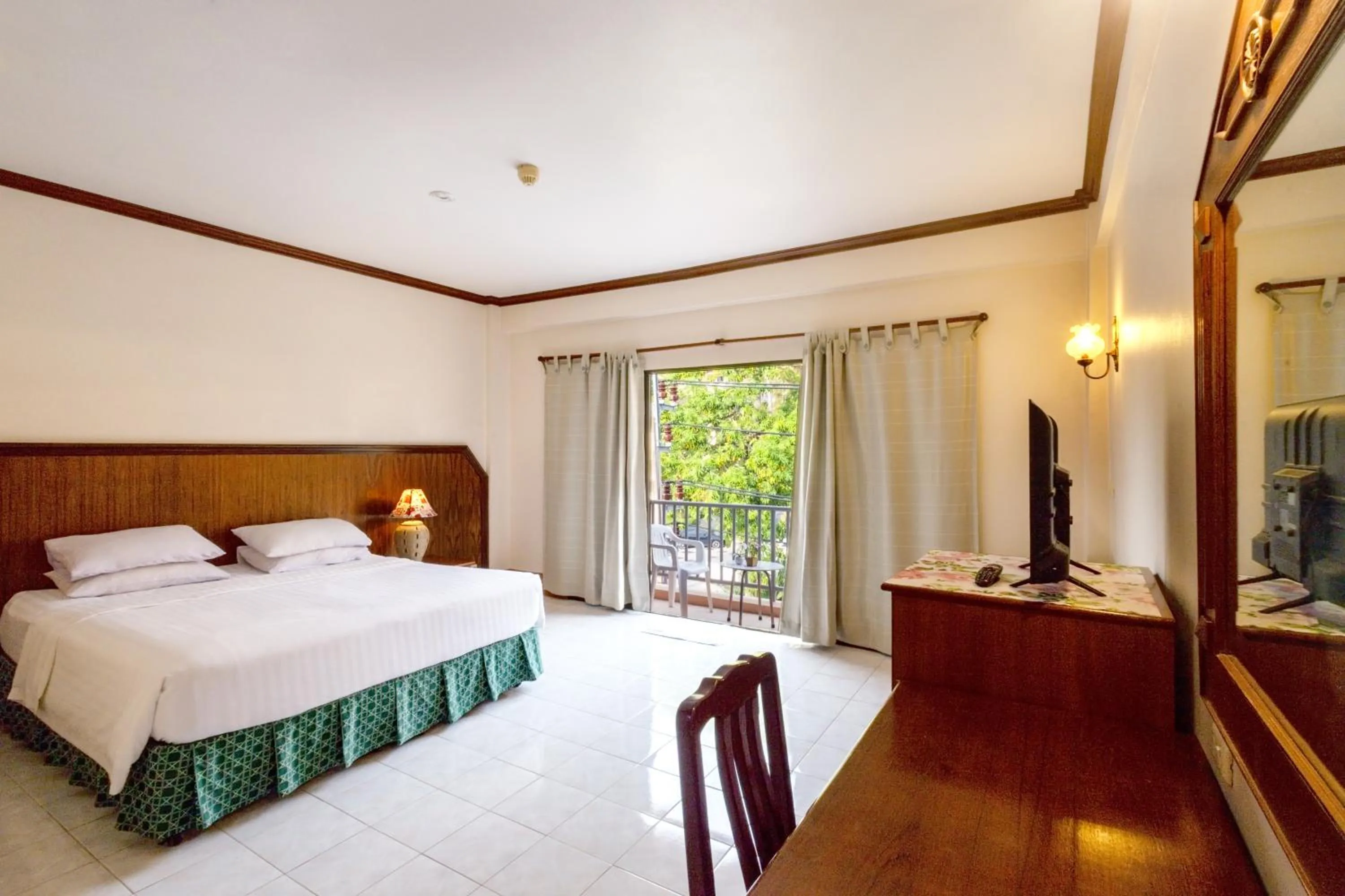 Bed in Kata Sun Beach Hotel