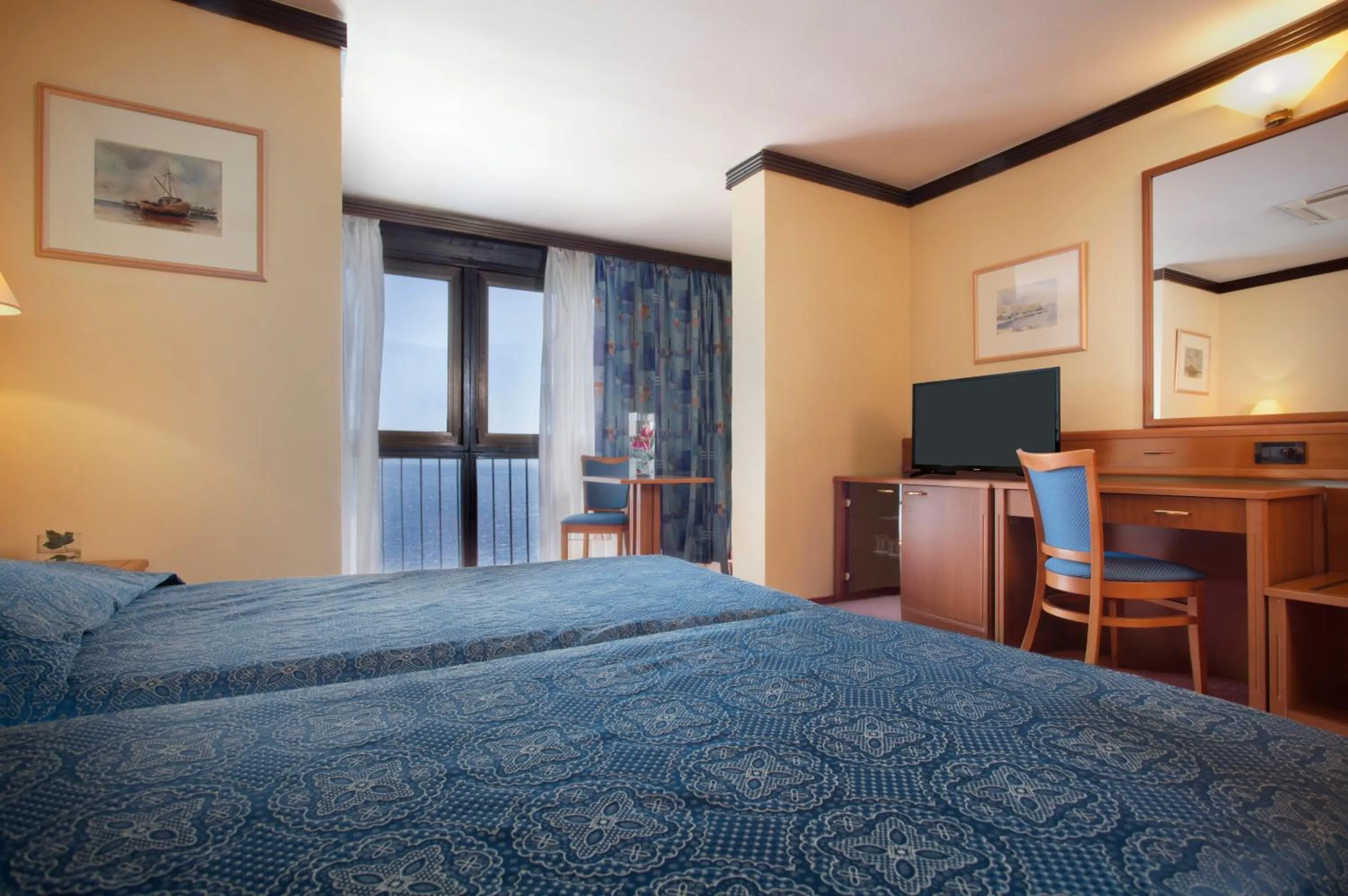 Bed in Hotel Kristal - by Liburnia Hotels & Villas