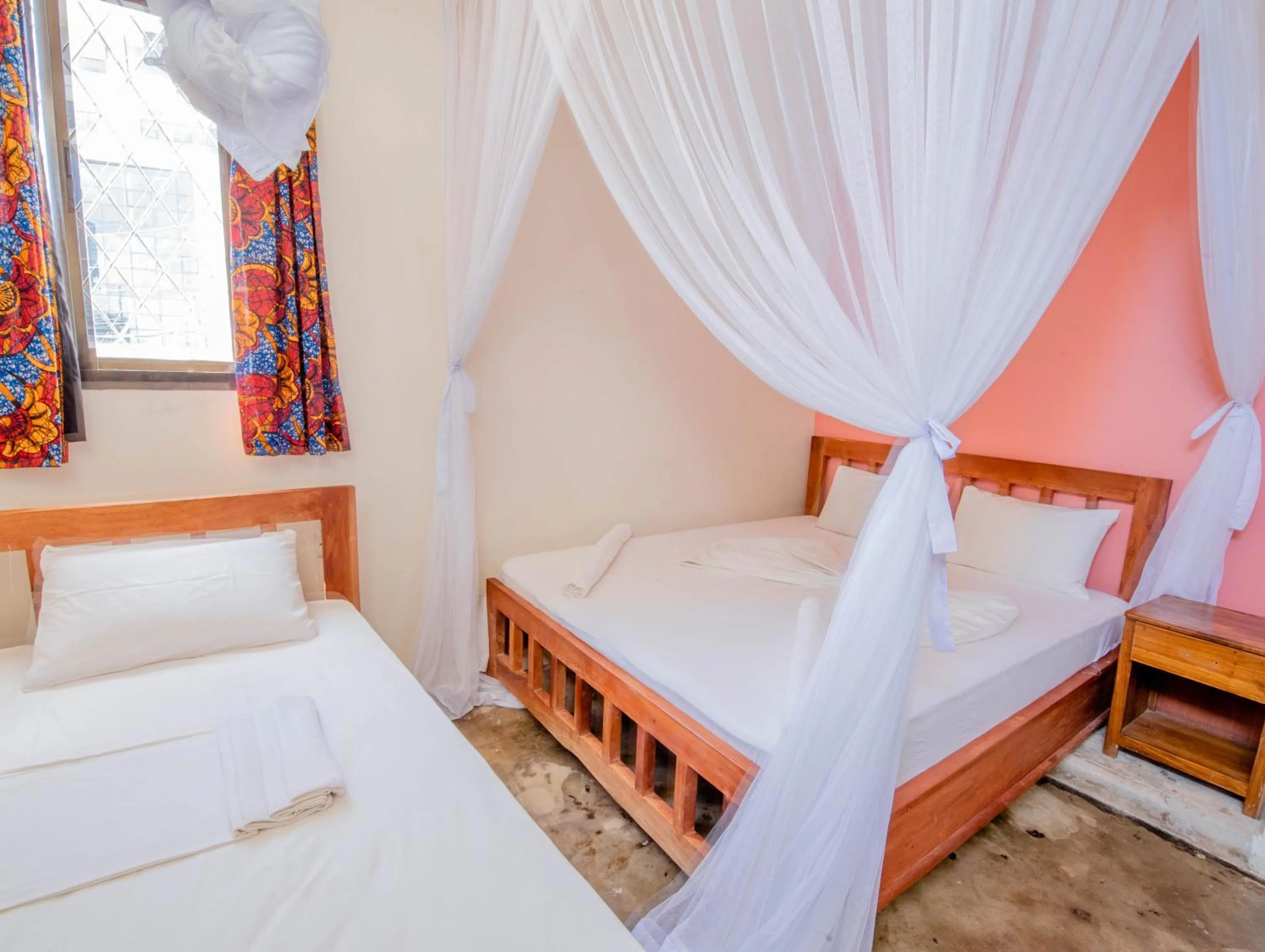 Bedroom, Bed in The Slow Leopard