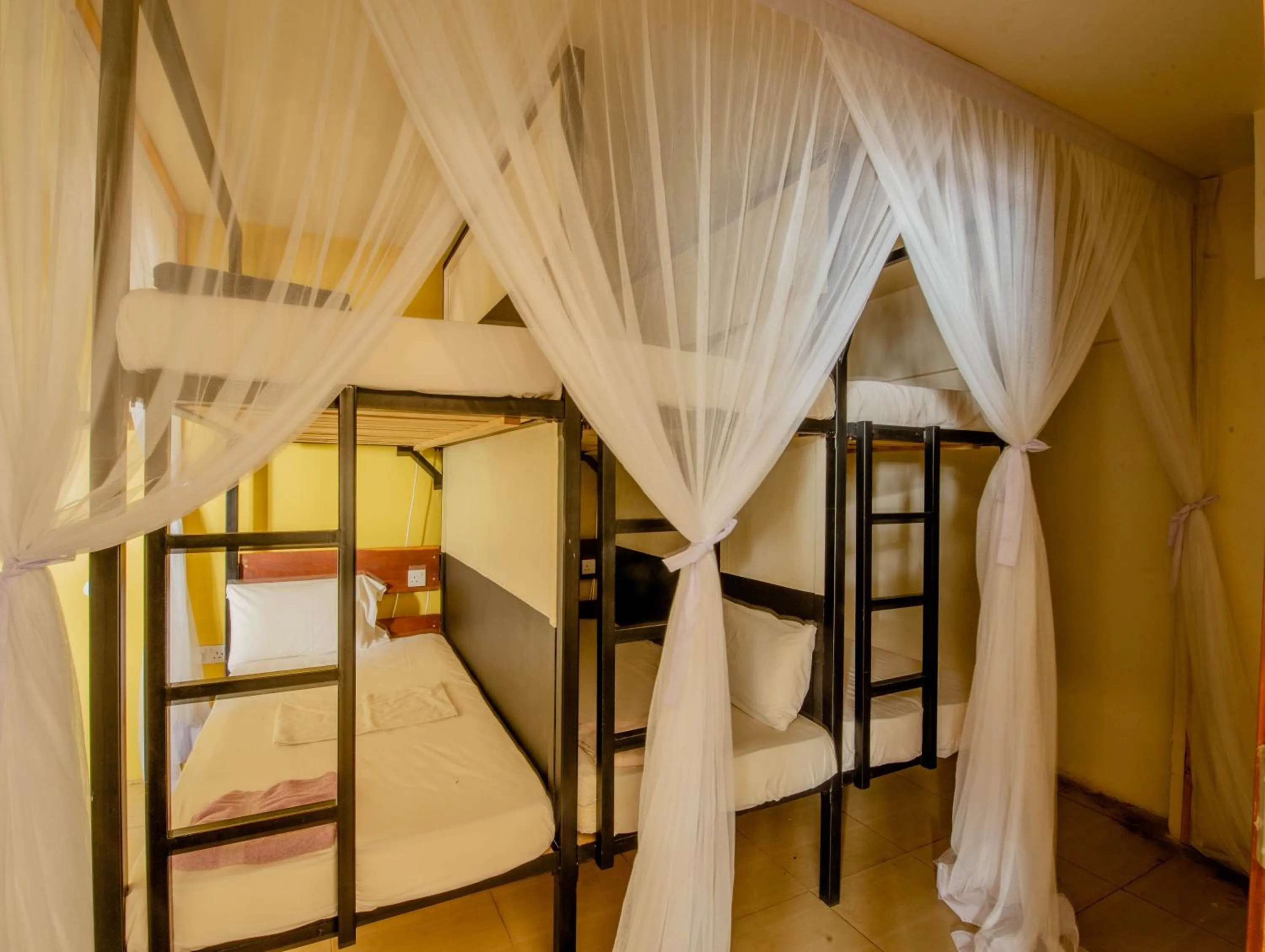 Bedroom, Bed in The Slow Leopard