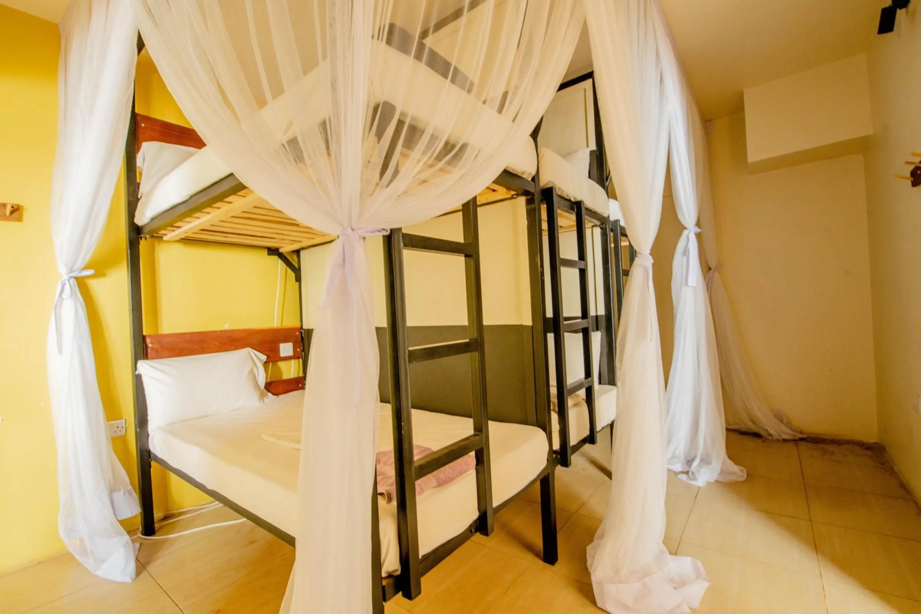 Bedroom, Bed in The Slow Leopard