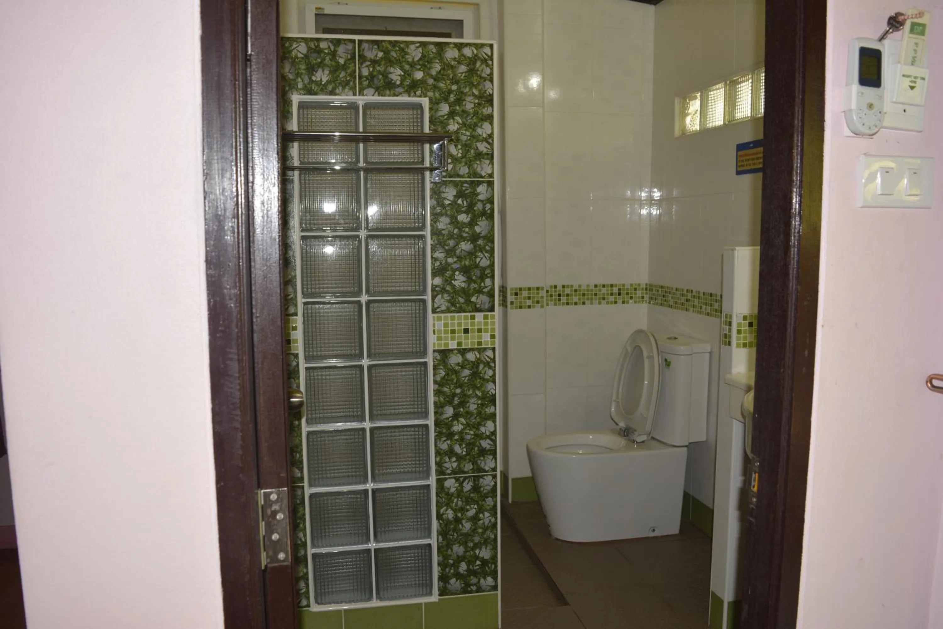 Shower in Phi Phi View Point Resort